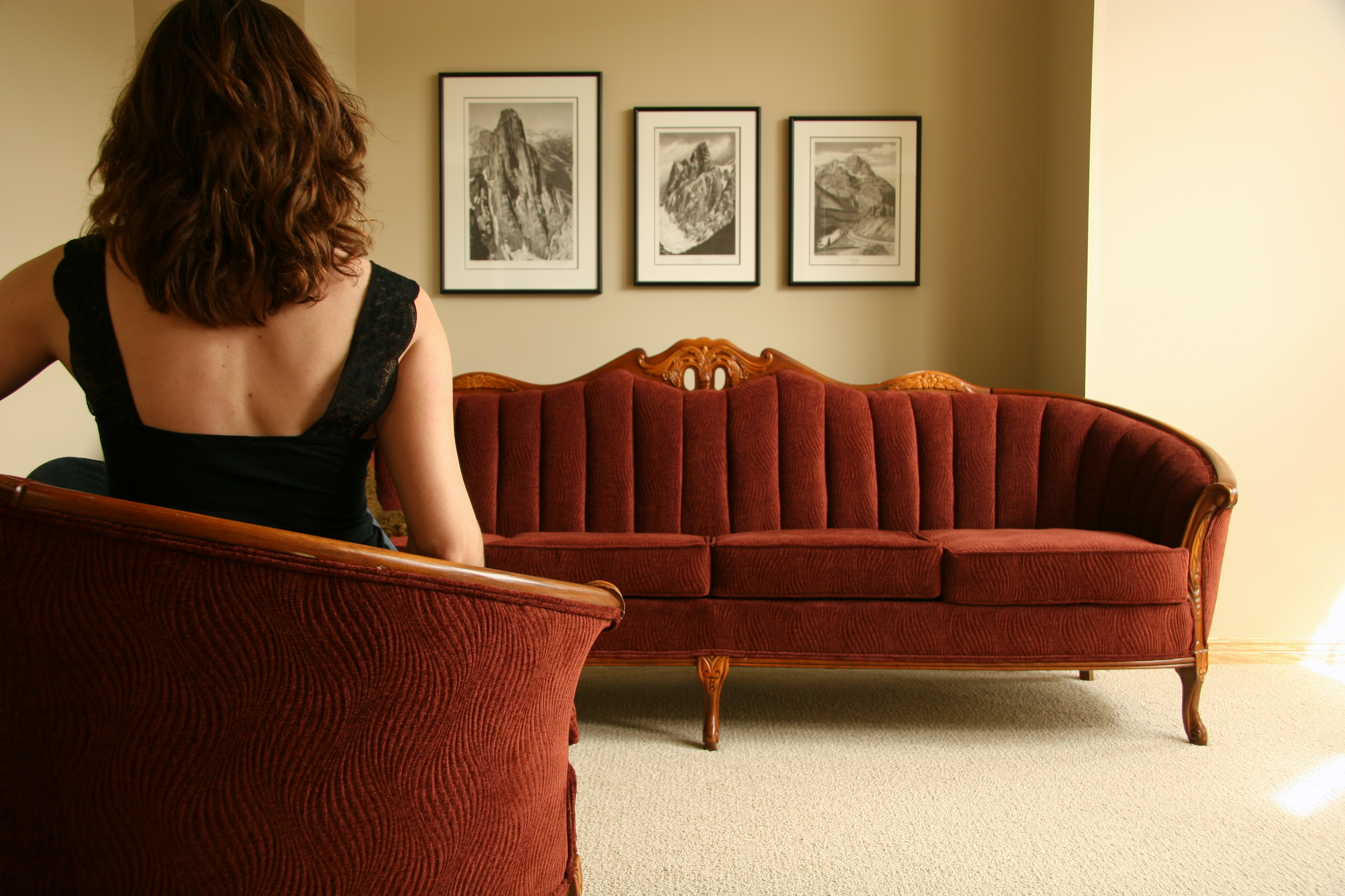 桌面上的壁纸房间 床铺 桌