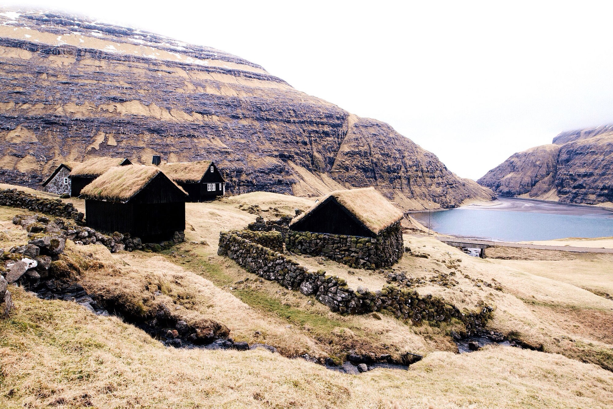 Wallpapers lake nature hill on the desktop