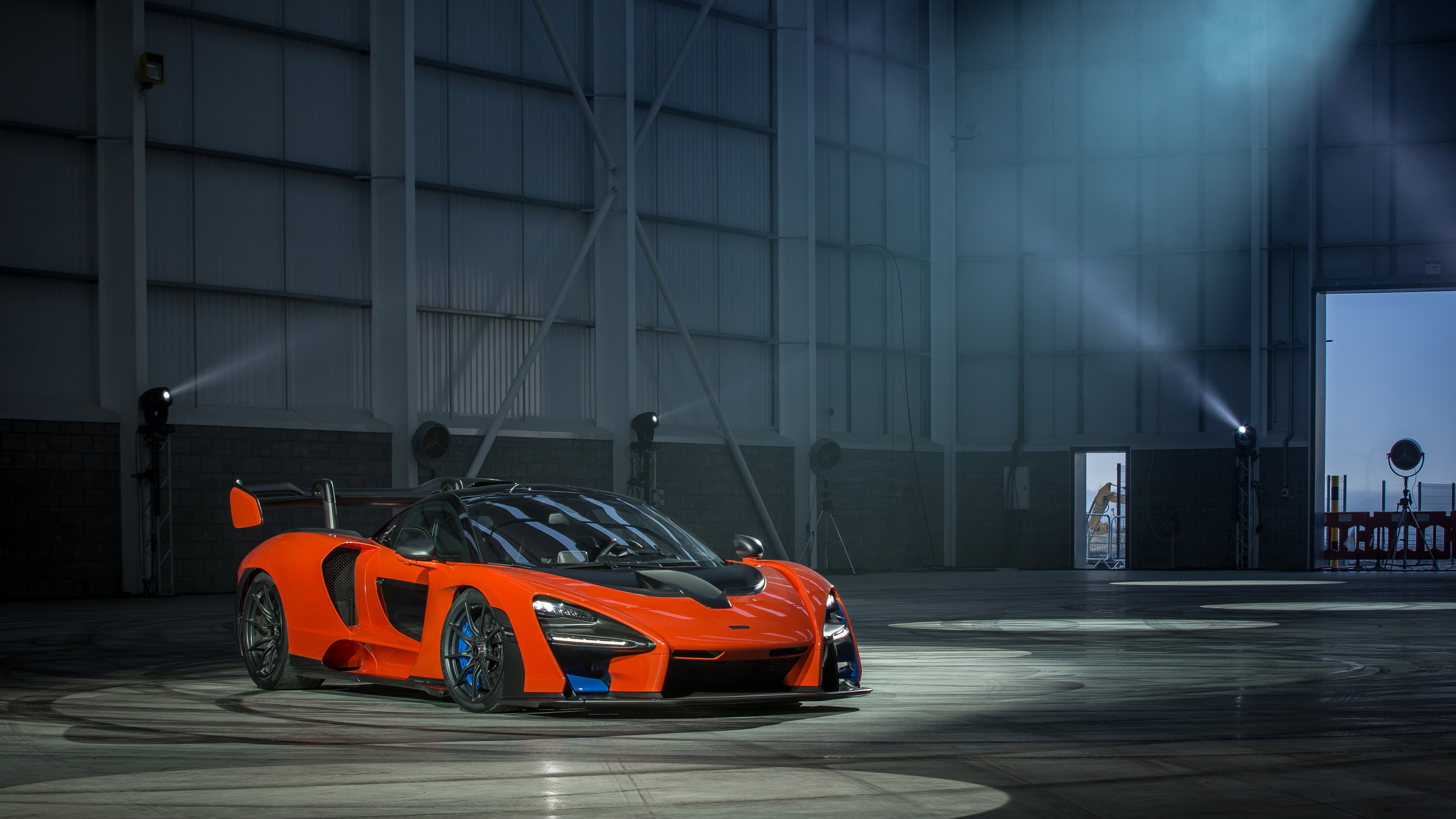 Wallpapers garage cars wallpaper mclaren senna p15 on the desktop