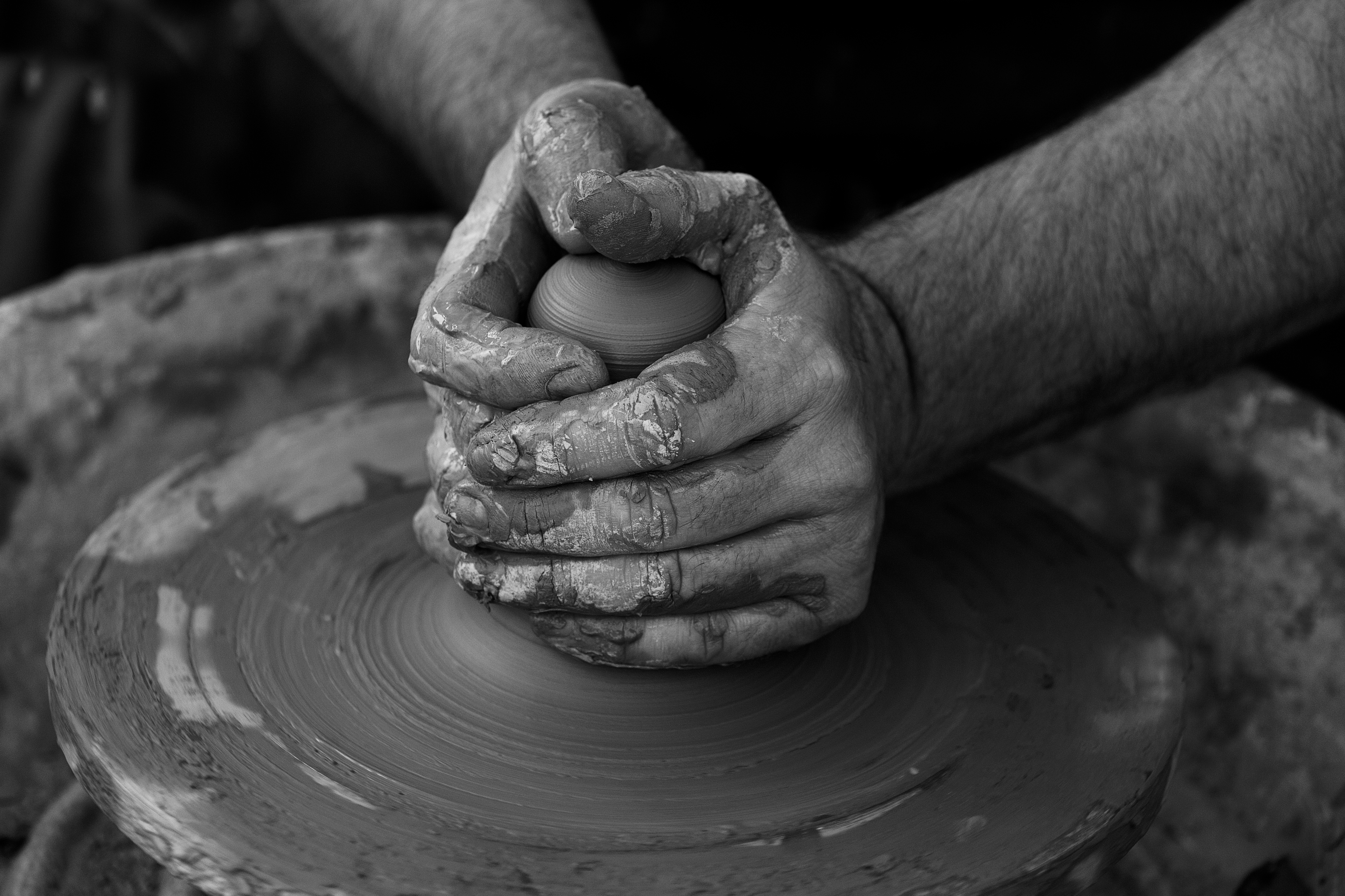 Wallpapers hand black and white photography on the desktop