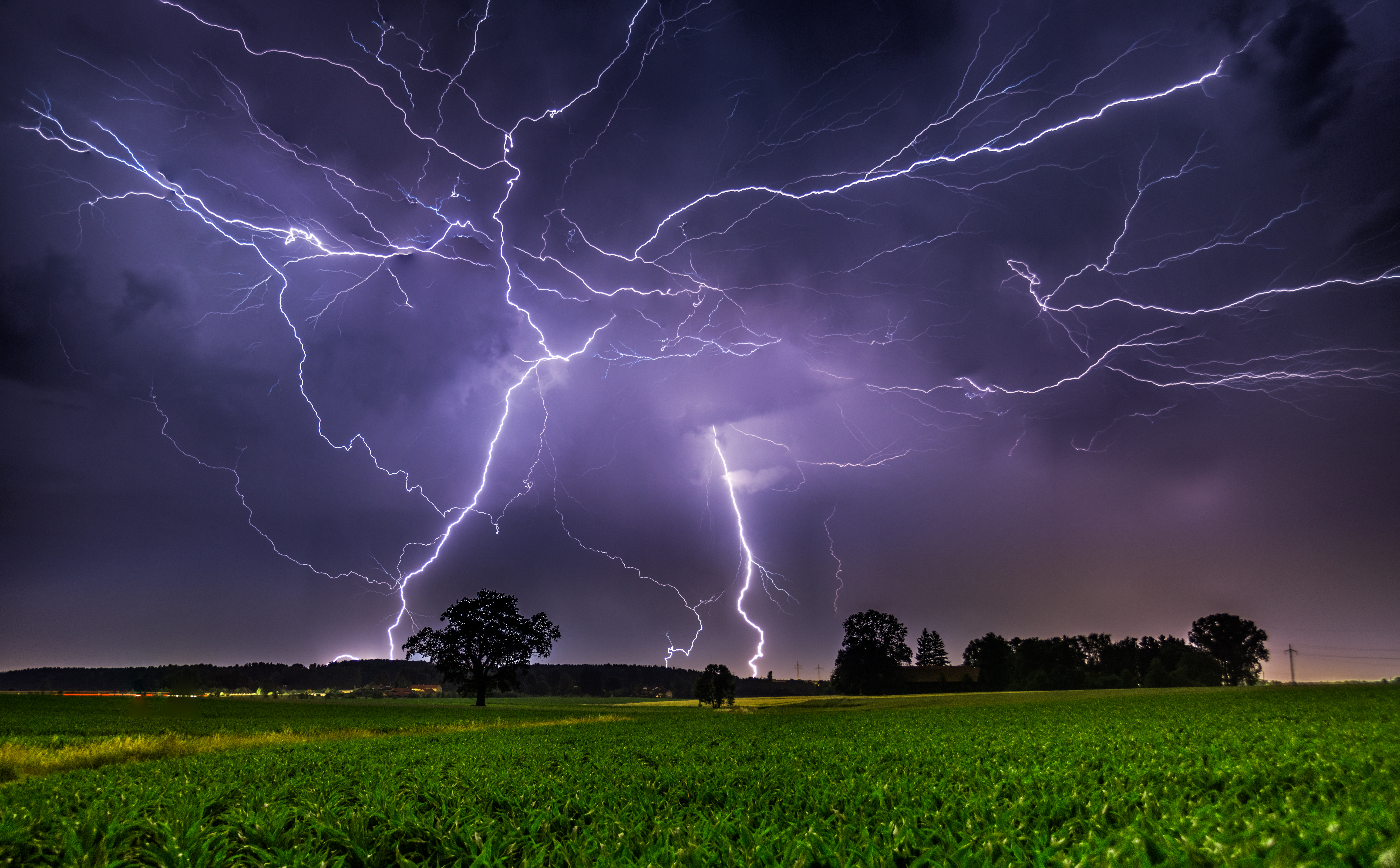 Wallpapers lightning thunderstorm storm on the desktop