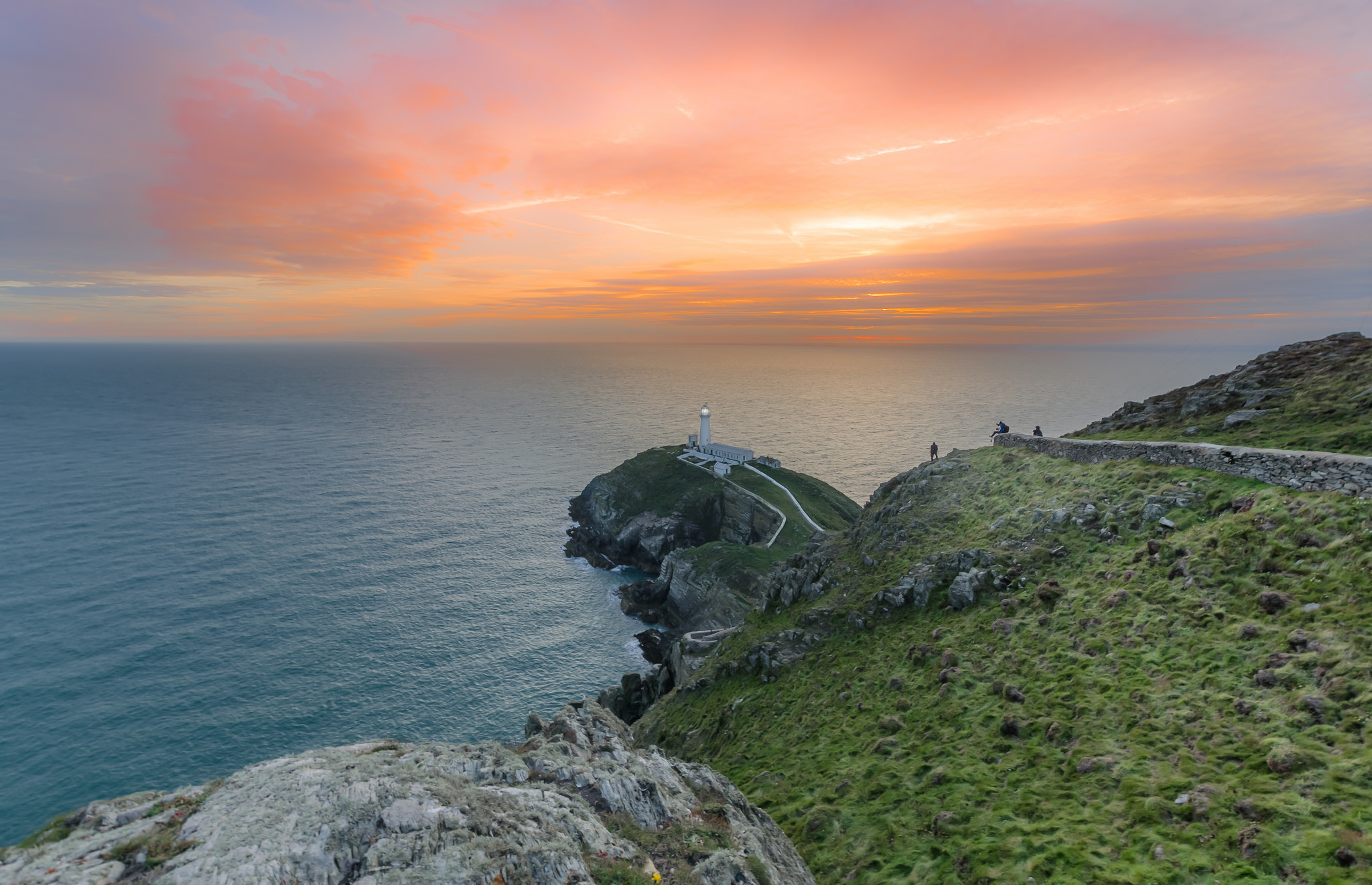 Обои South Stack Lighthouse Англси Северный Уэльс на рабочий стол