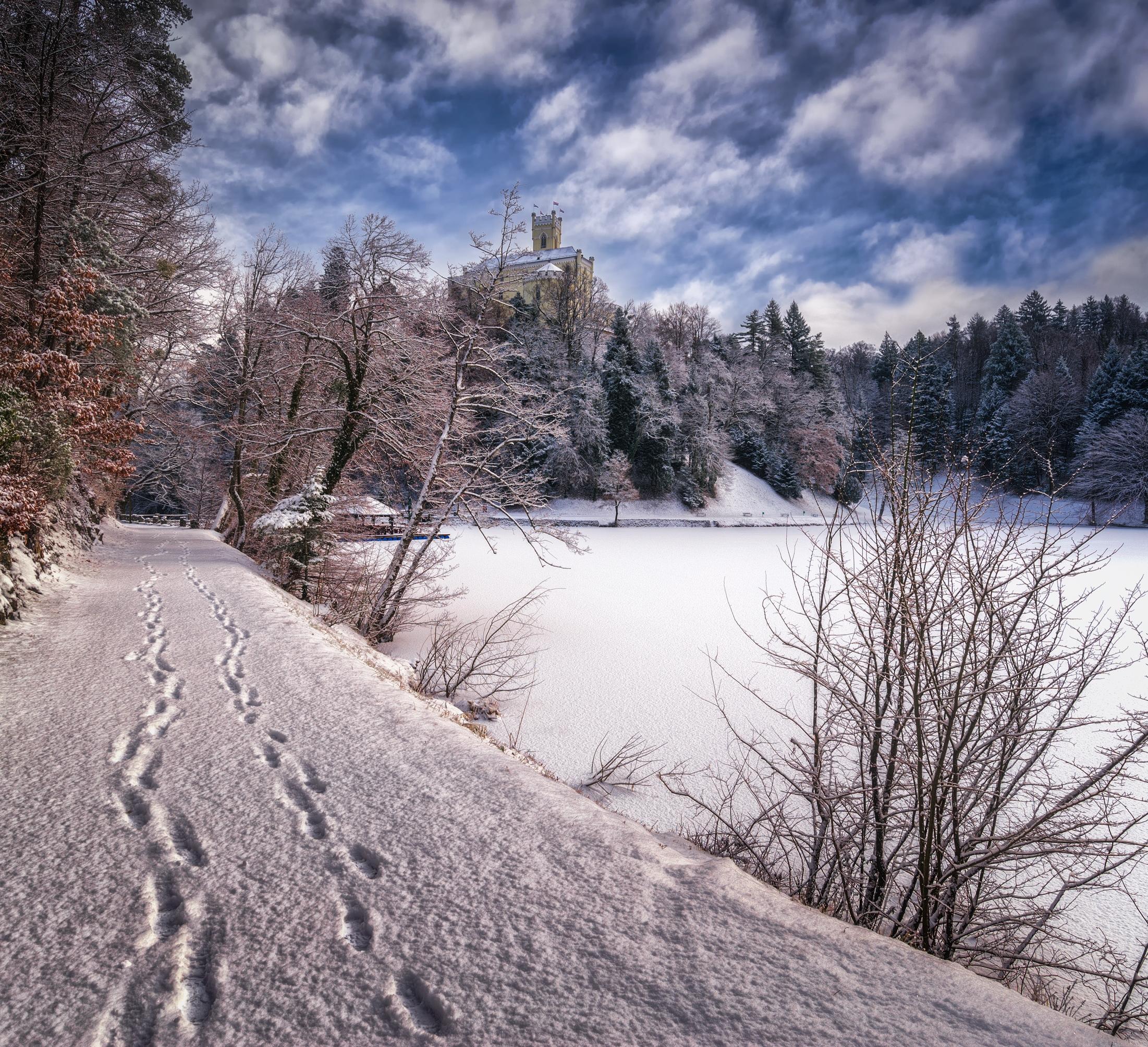 Wallpapers Castle Trakoscan Croatia winter on the desktop