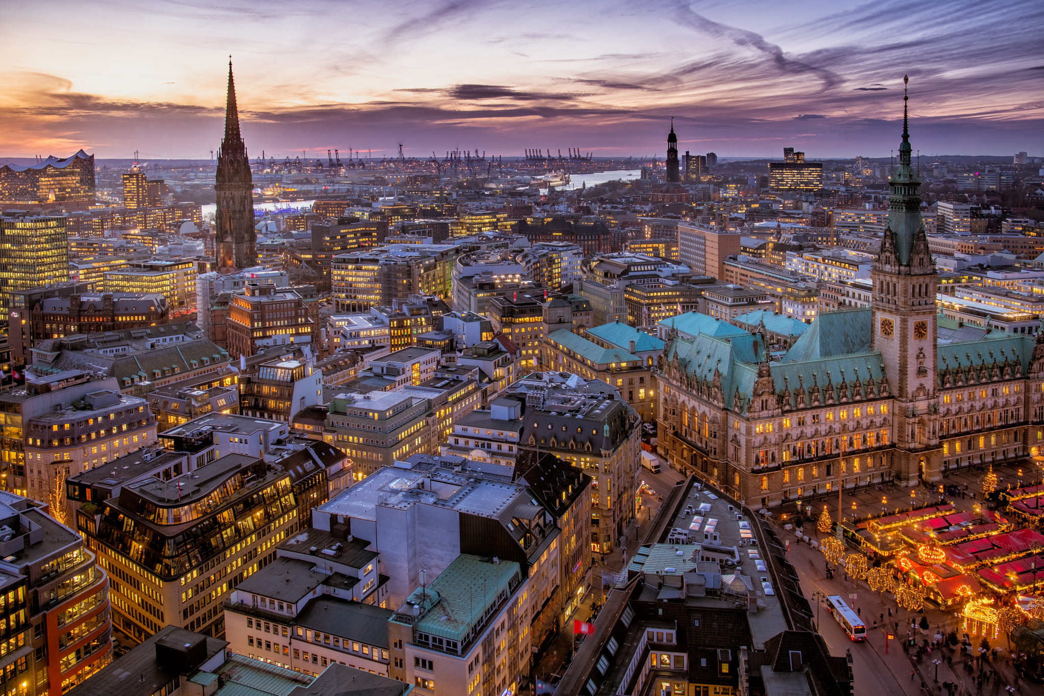 Обои дома города Hamburg на рабочий стол