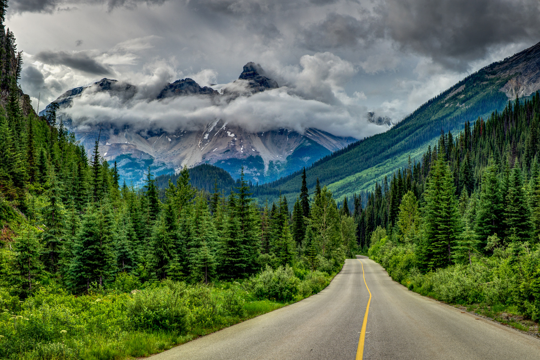Wallpapers road mountain Canada on the desktop