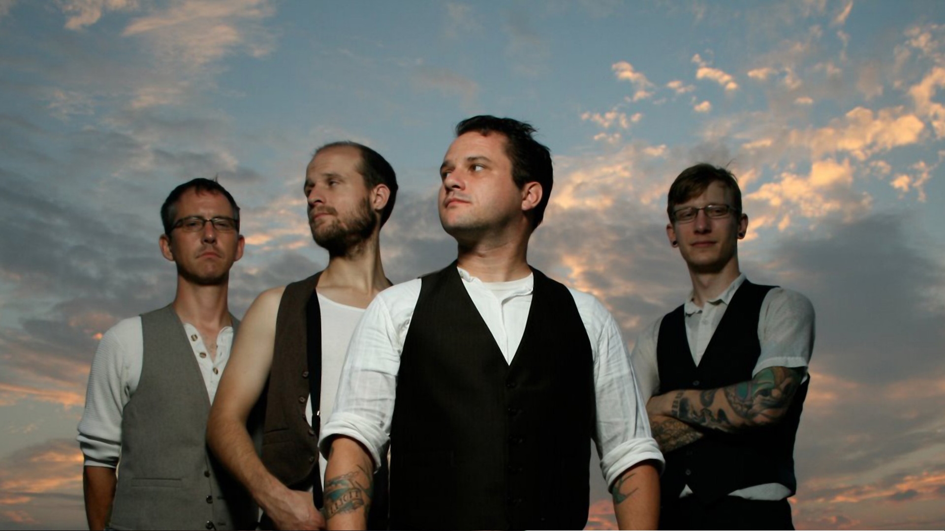 Обои небо облака смотрит на рабочий стол