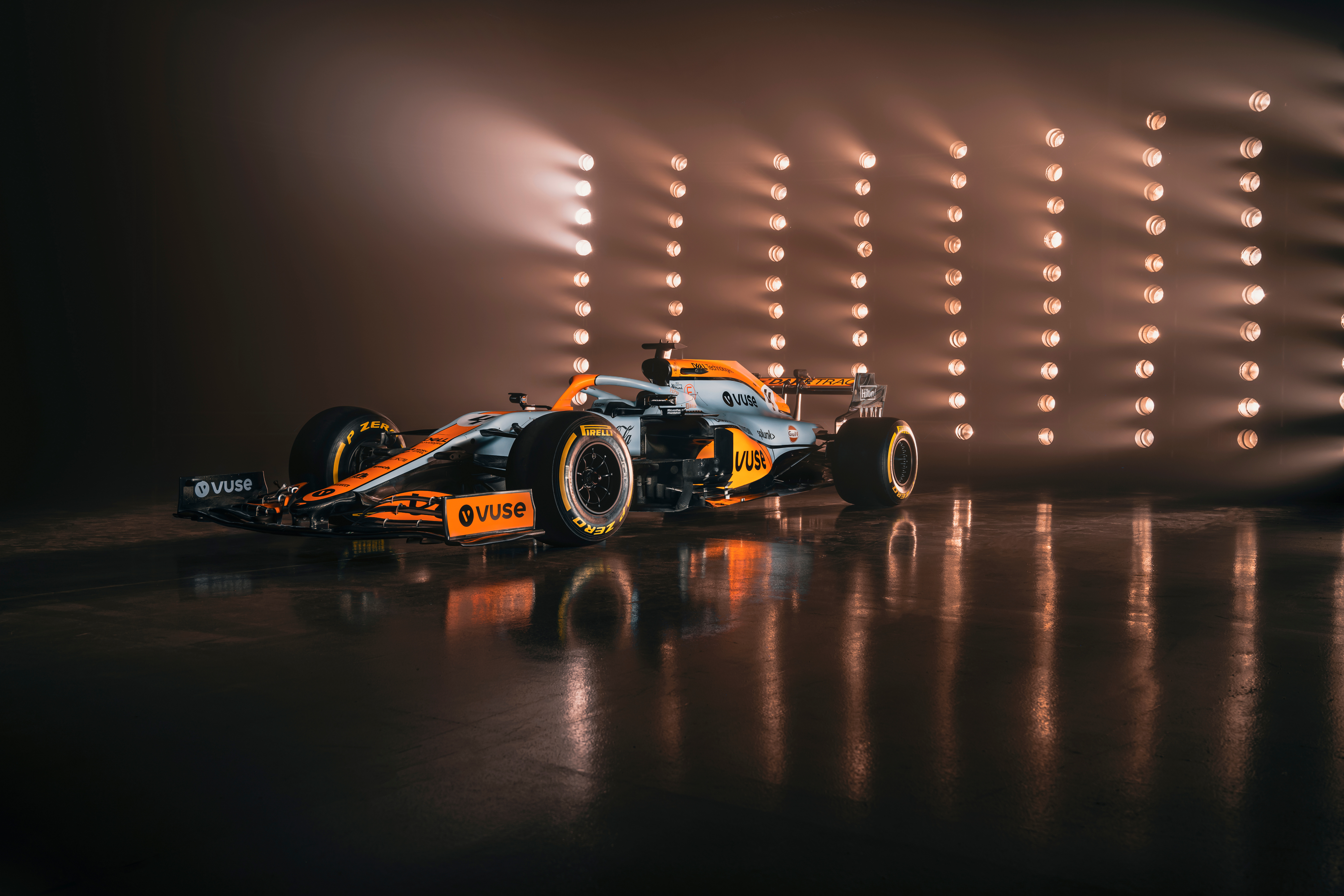 Обои автомобиль Mclaren формула 1 на рабочий стол