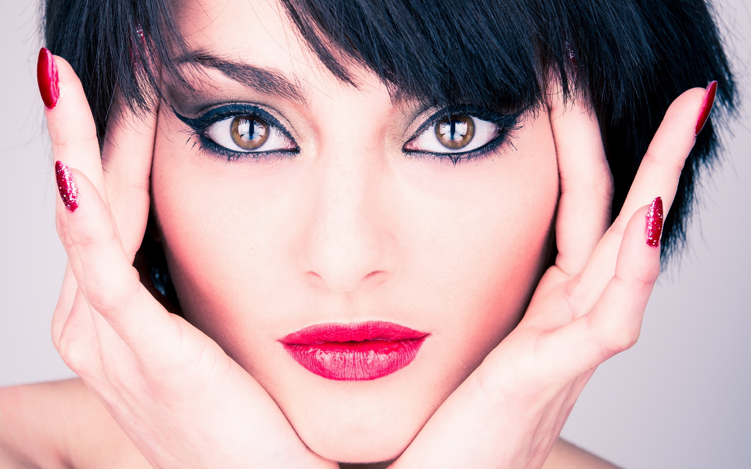 Обои лицо модель портрет на рабочий стол