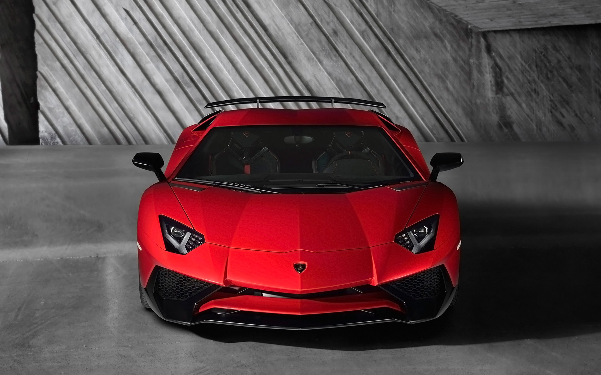 Free photo Red lamborghini aventador lp750 4 superfast