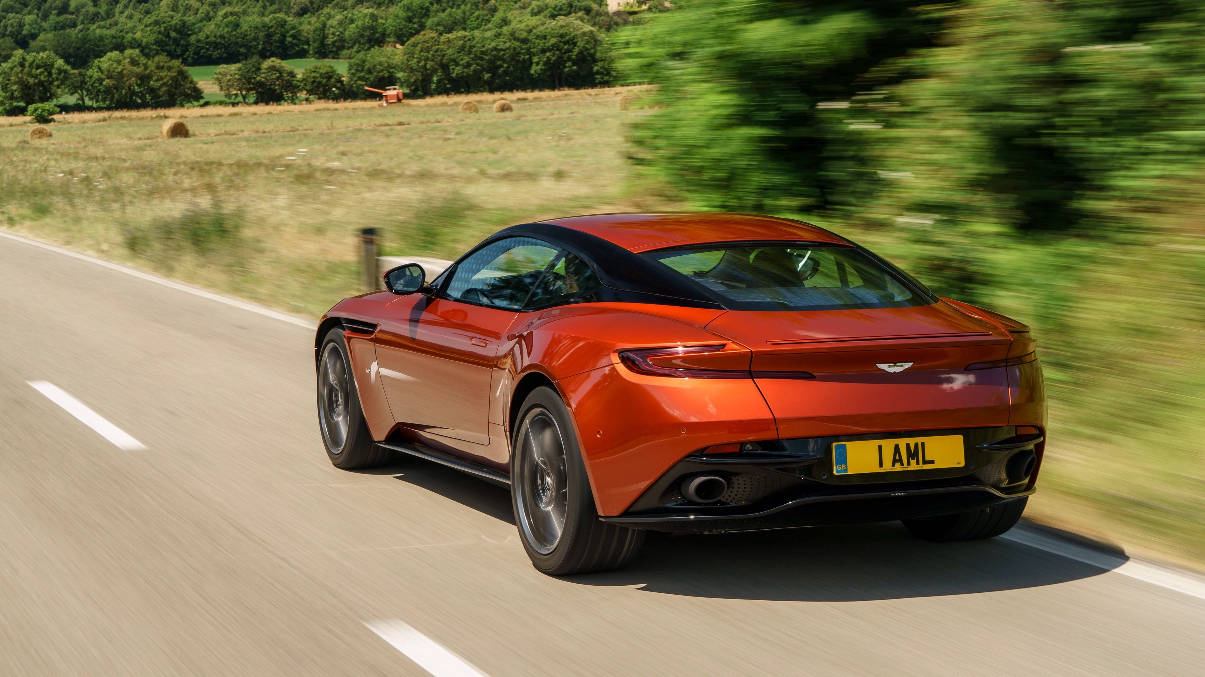 Обои обои Aston Martin DB11 машины дорога на рабочий стол