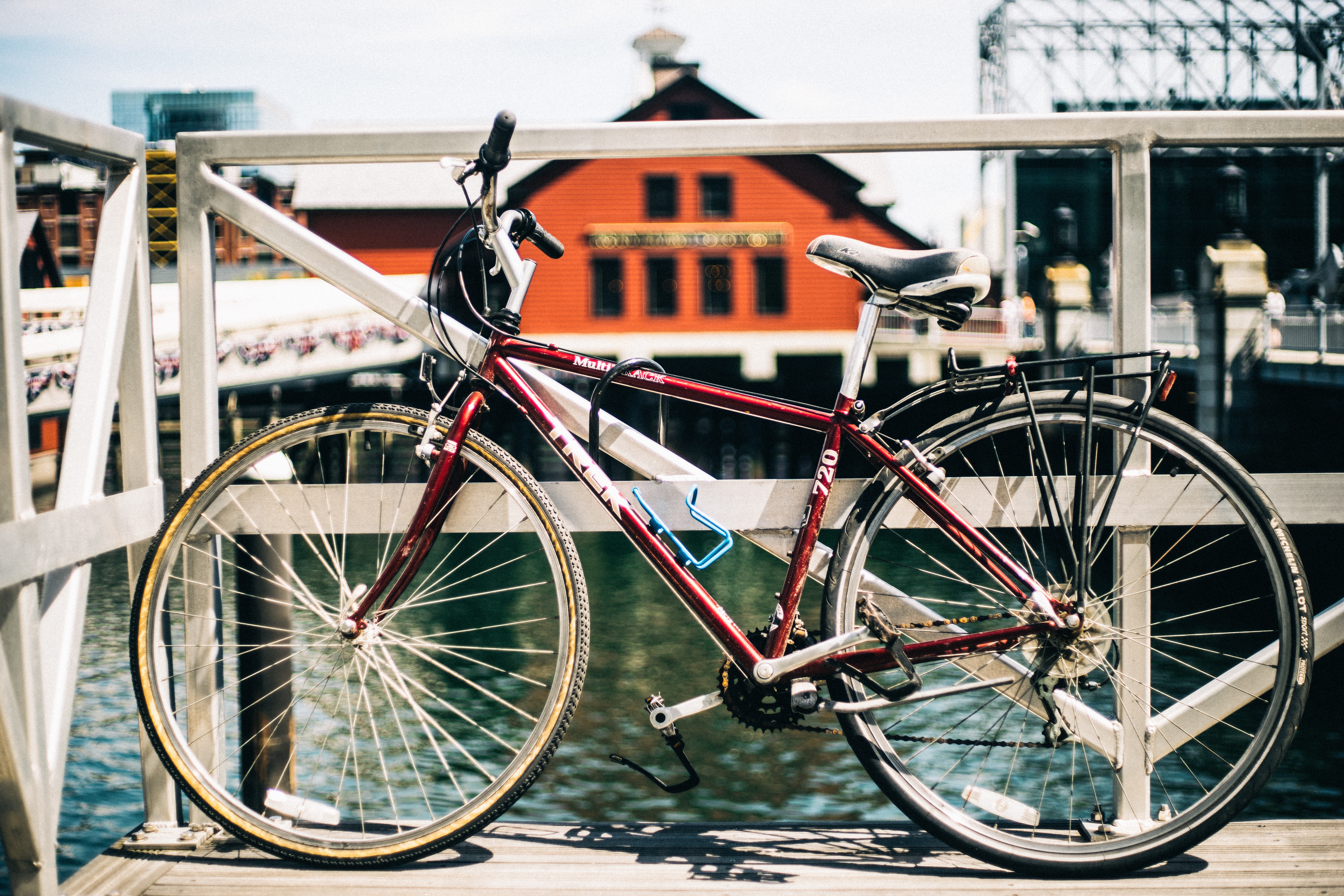 Free photo The bike is parked at the pier