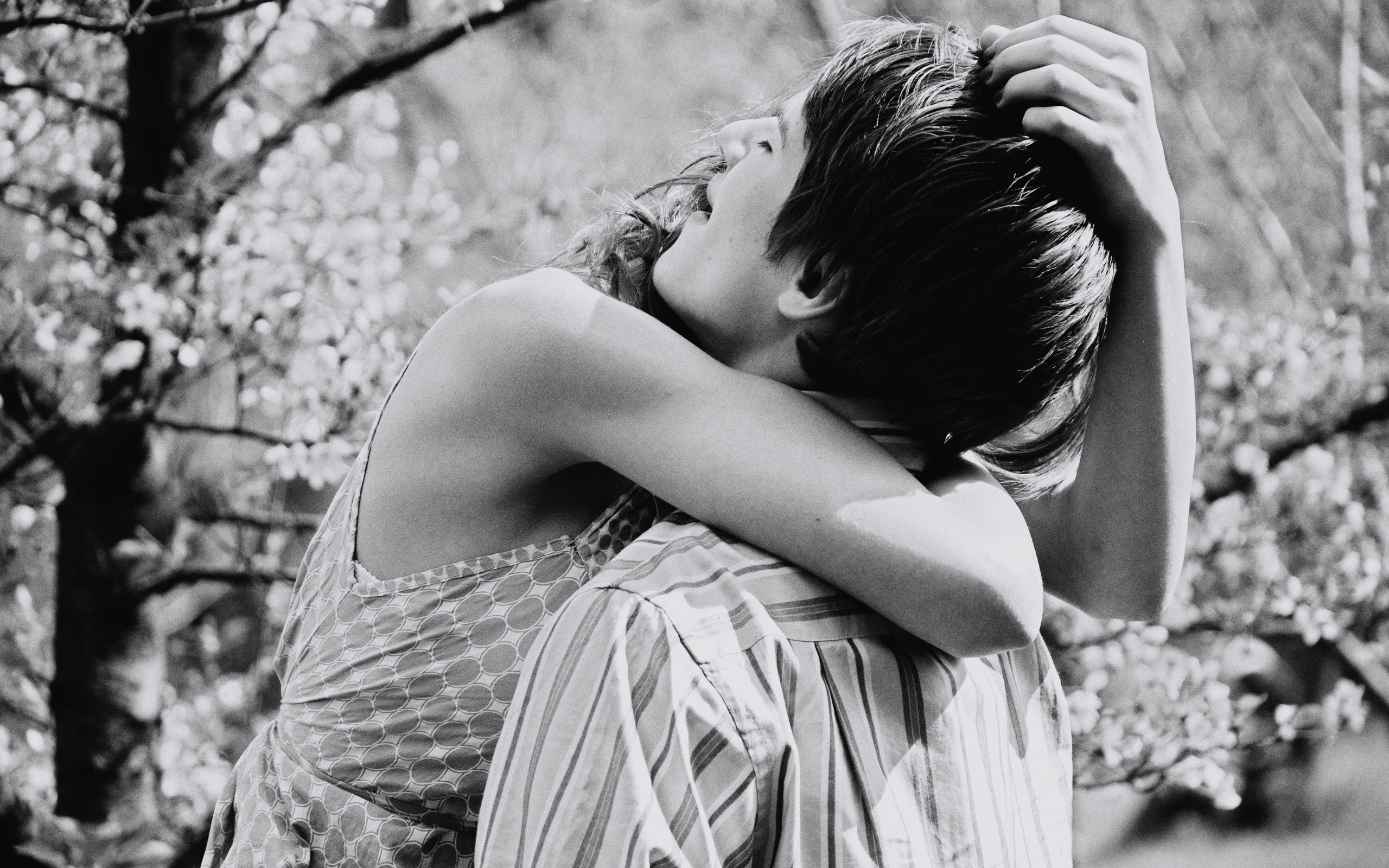 Обои монохромный модель портрет на рабочий стол