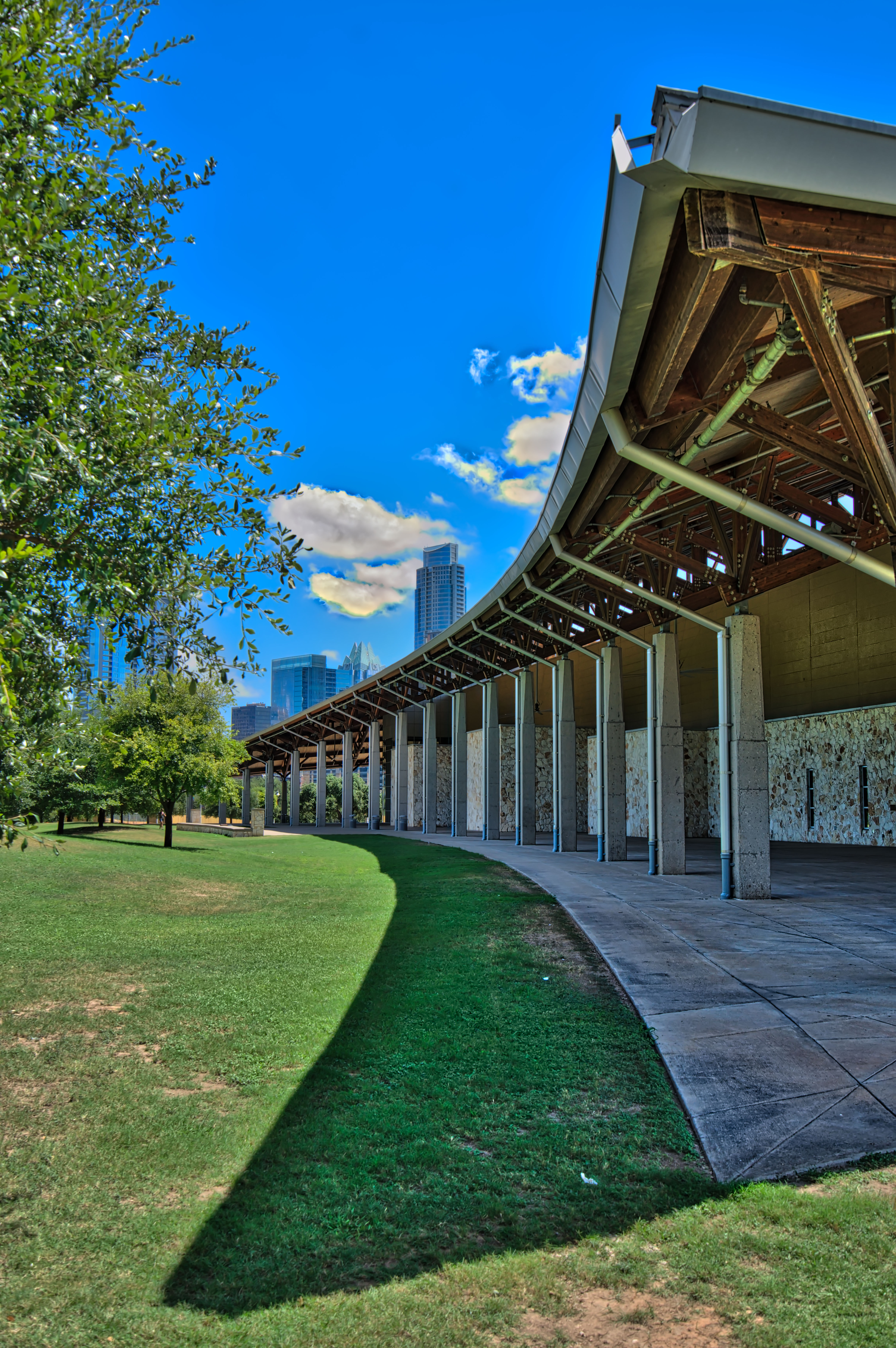 桌面上的壁纸木材 草地 建筑学