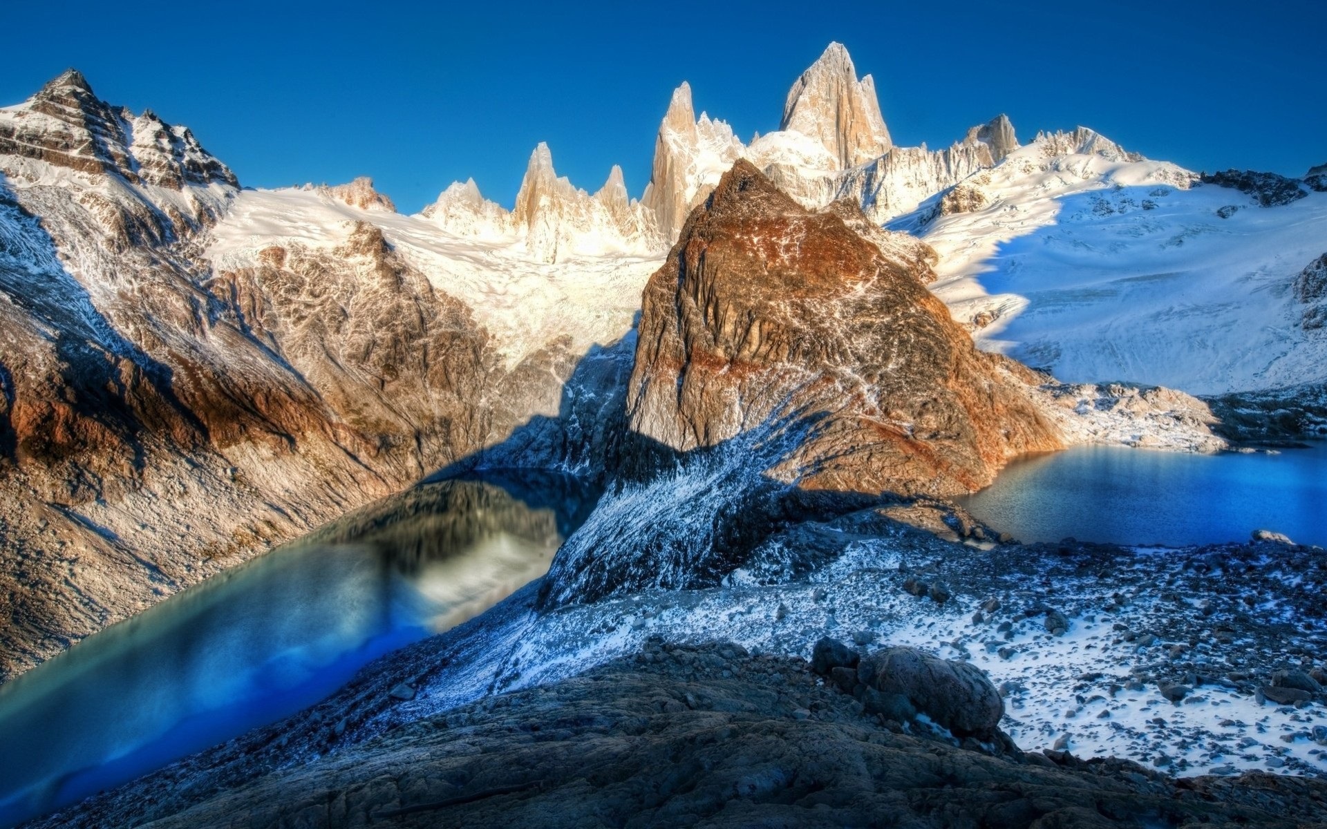 Free photo Lakes in the mountains