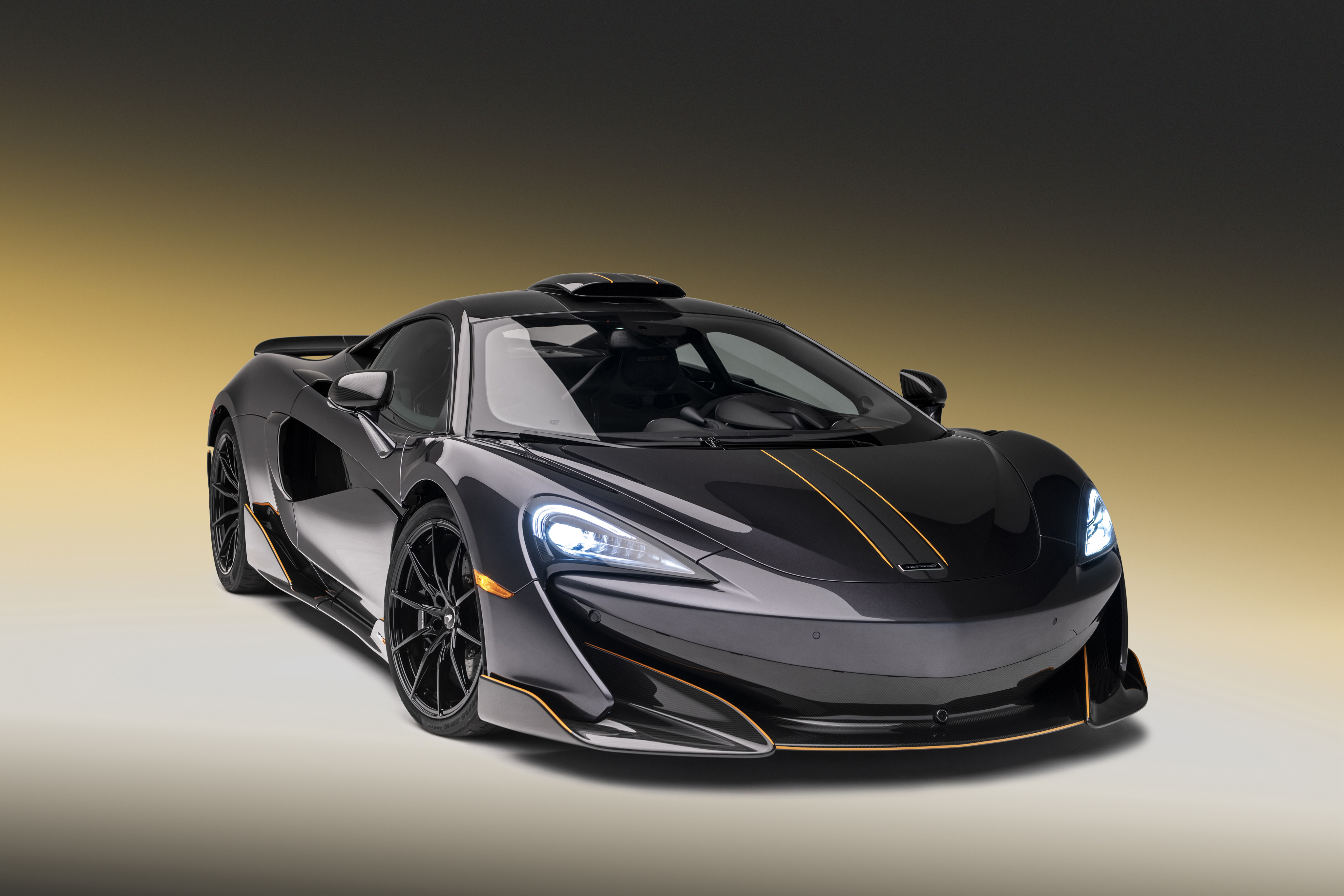 Обои Mclaren 600LT машины автомобили 2018 года на рабочий стол