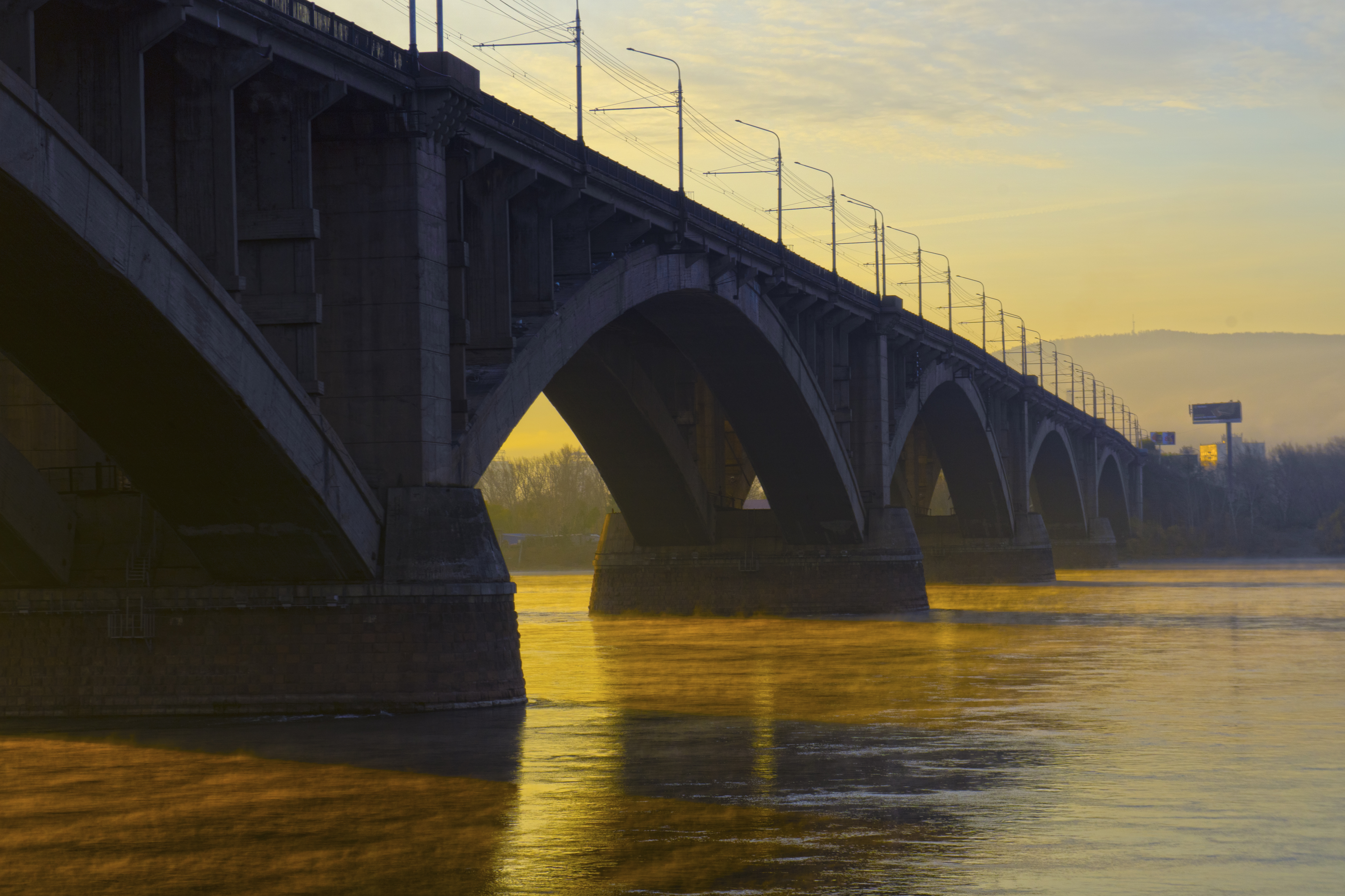 Бесплатное фото Мост утром