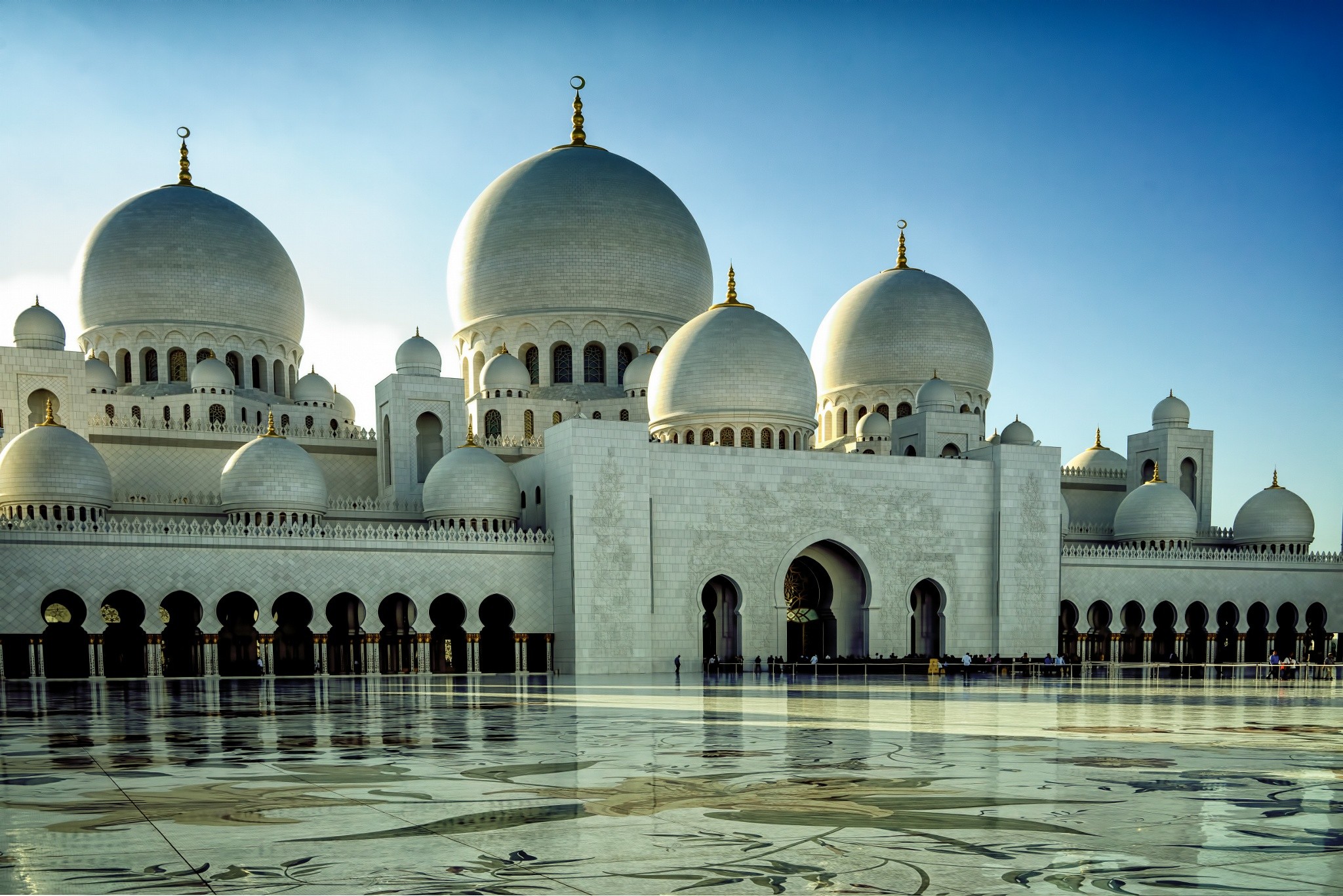 Free photo A temple in Dubai