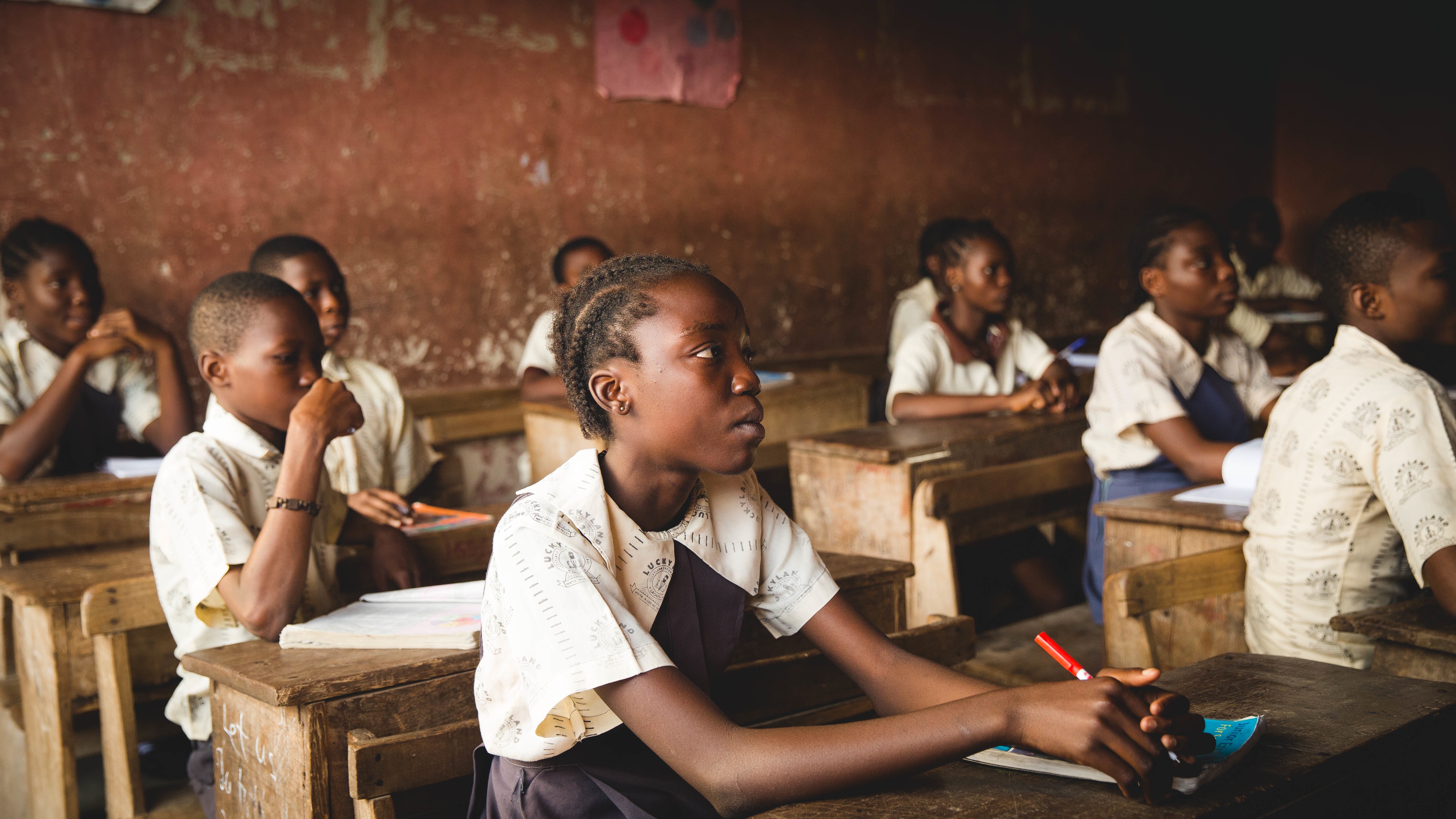 桌面上的壁纸年轻人 非洲 学生