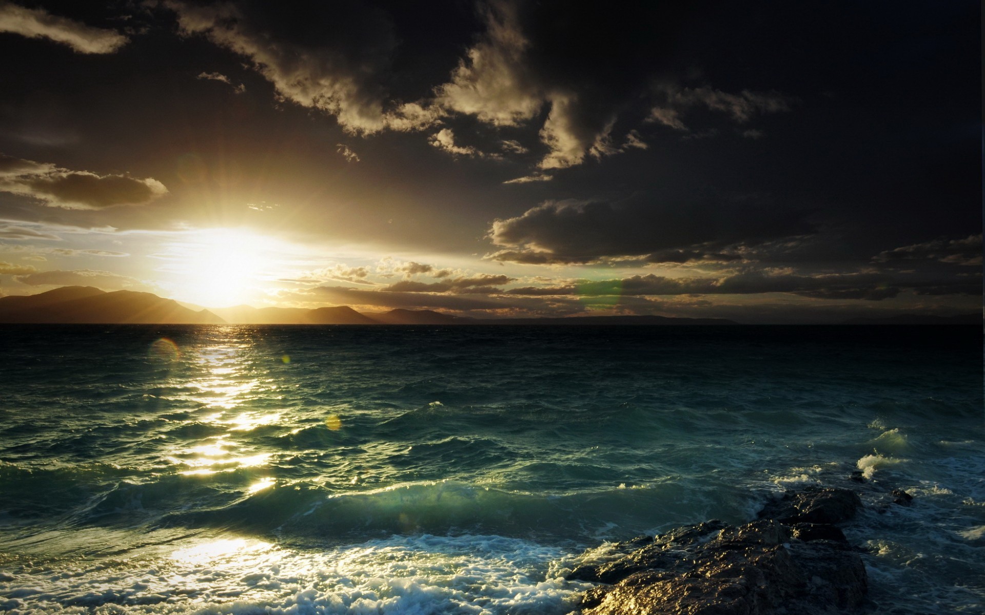 Wallpapers sun light sunset sea on the desktop