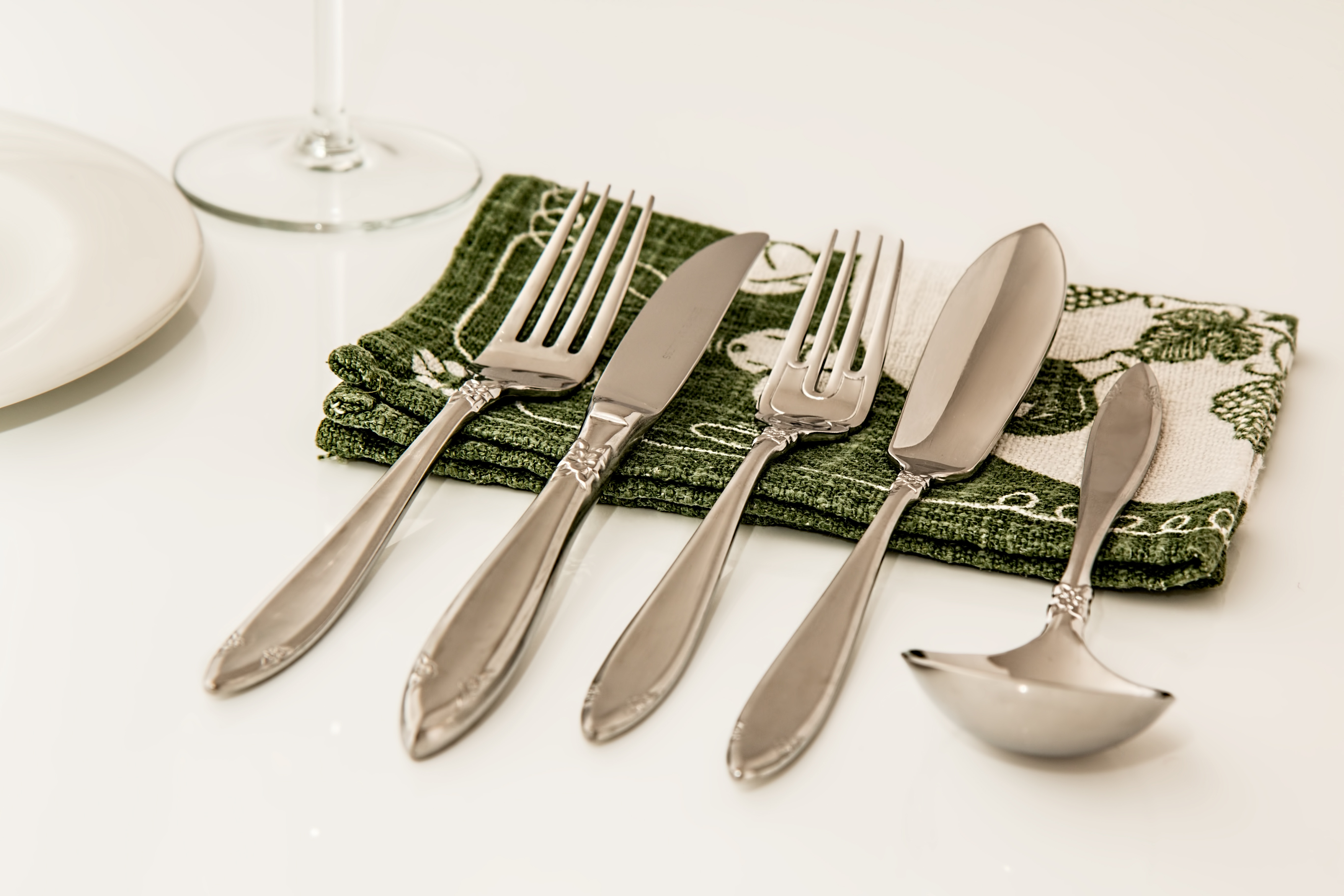 Wallpapers table fork cutlery on the desktop