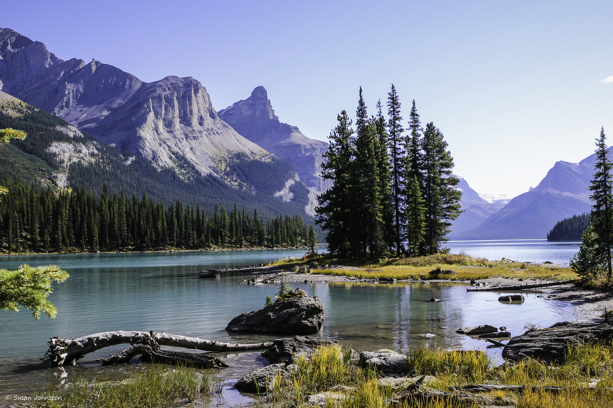 Wallpapers mountains Lake Maligne Jasper national Park on the desktop