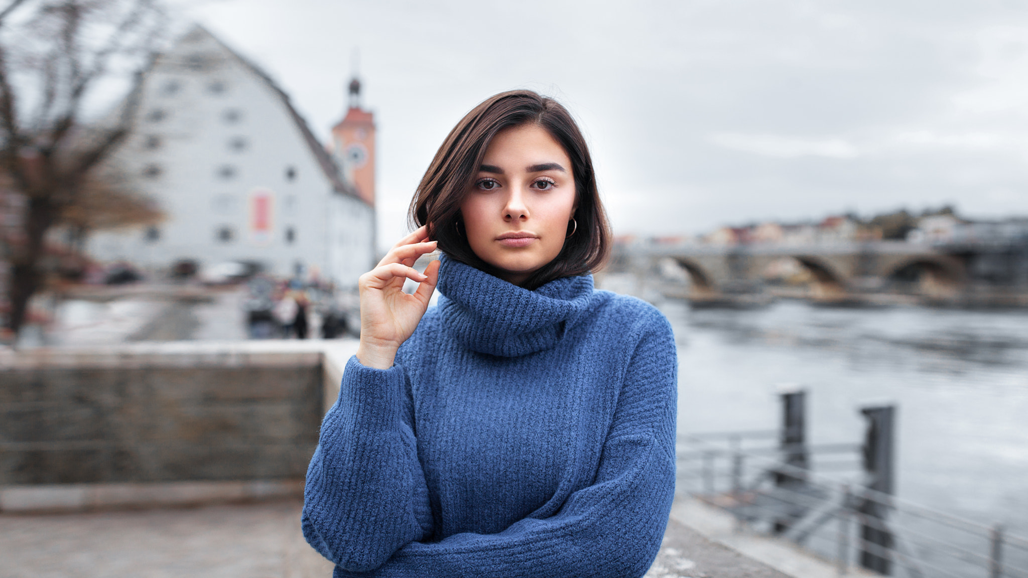 桌面上的壁纸女孩 棕发 跳远选手