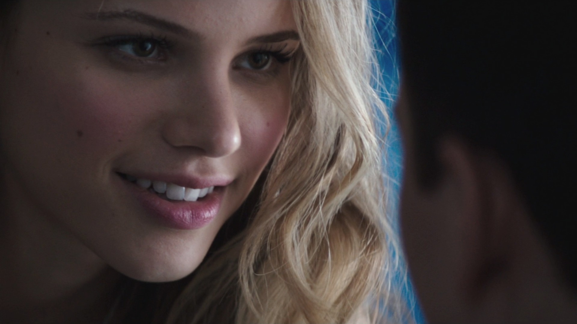 桌面上的壁纸脸 模型 肖像