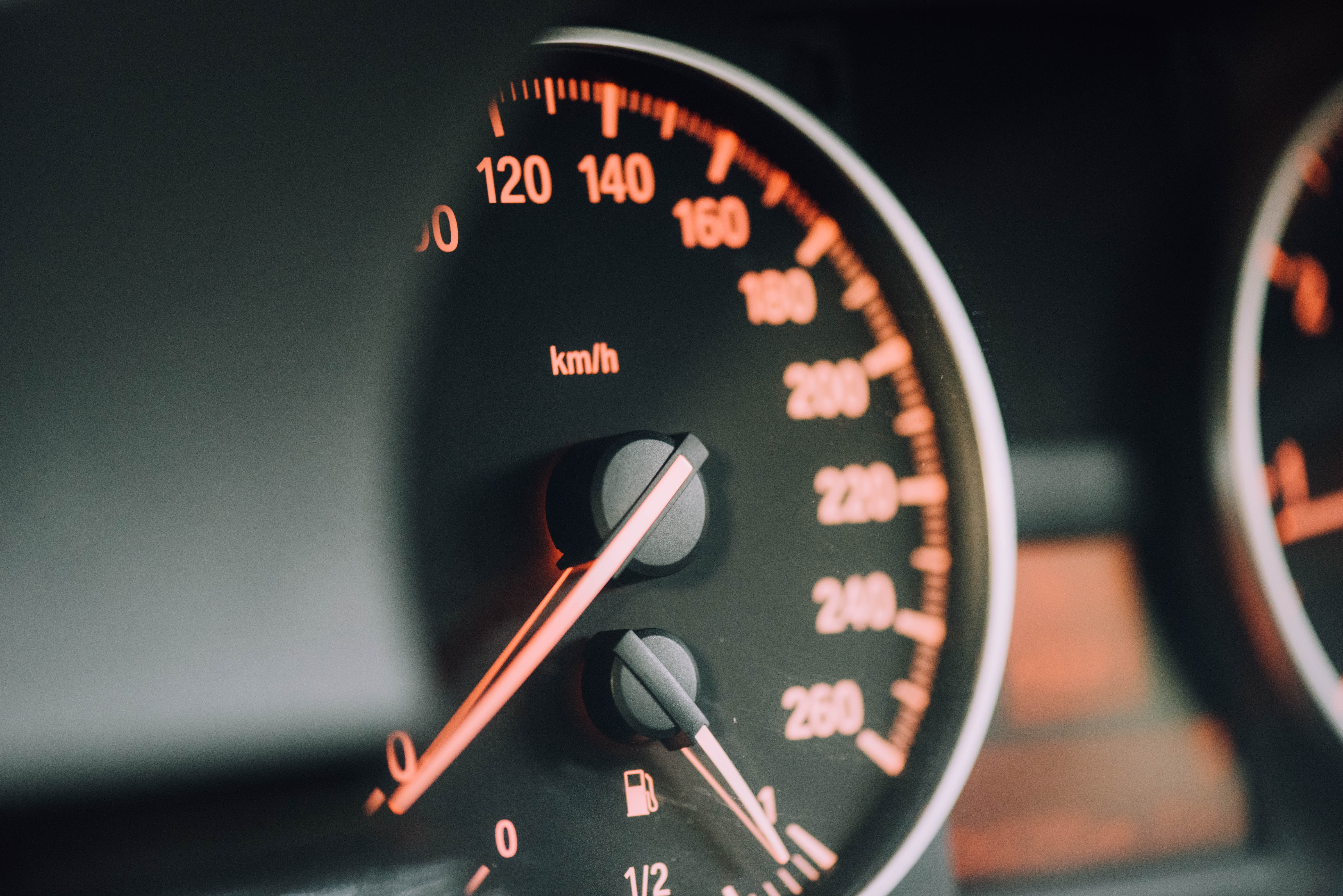 Wallpapers speedometer arrows numbers on the desktop