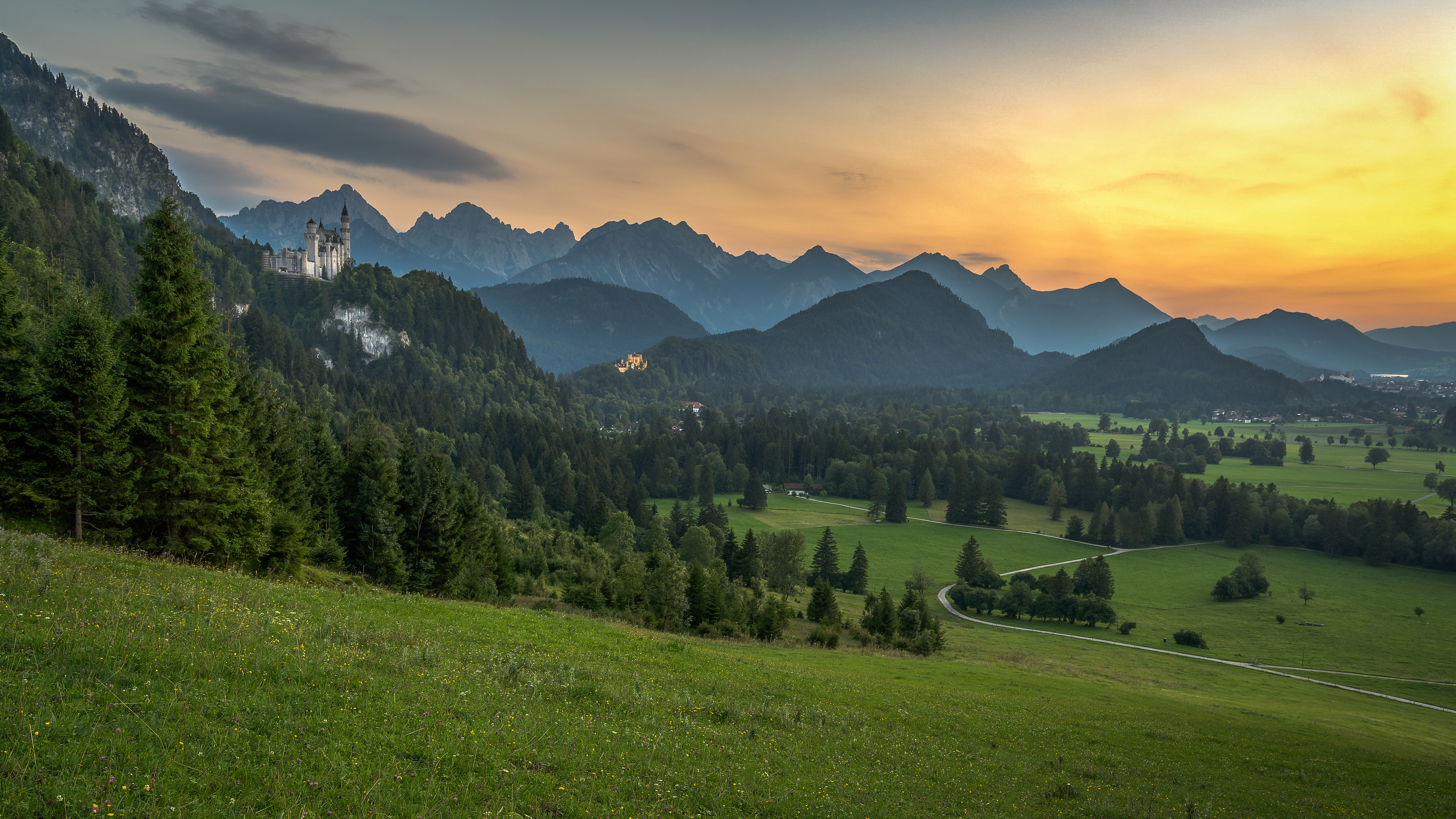 Wallpapers castle Neuschwanstein Hohenschwangau on the desktop