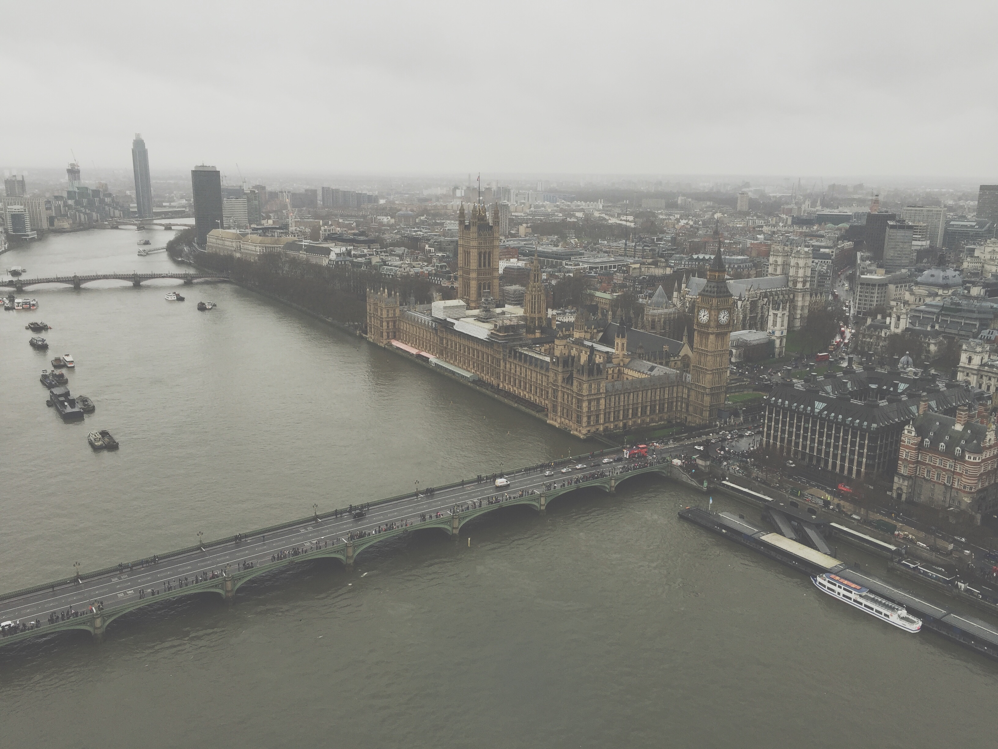 Free photo A skywalk over London