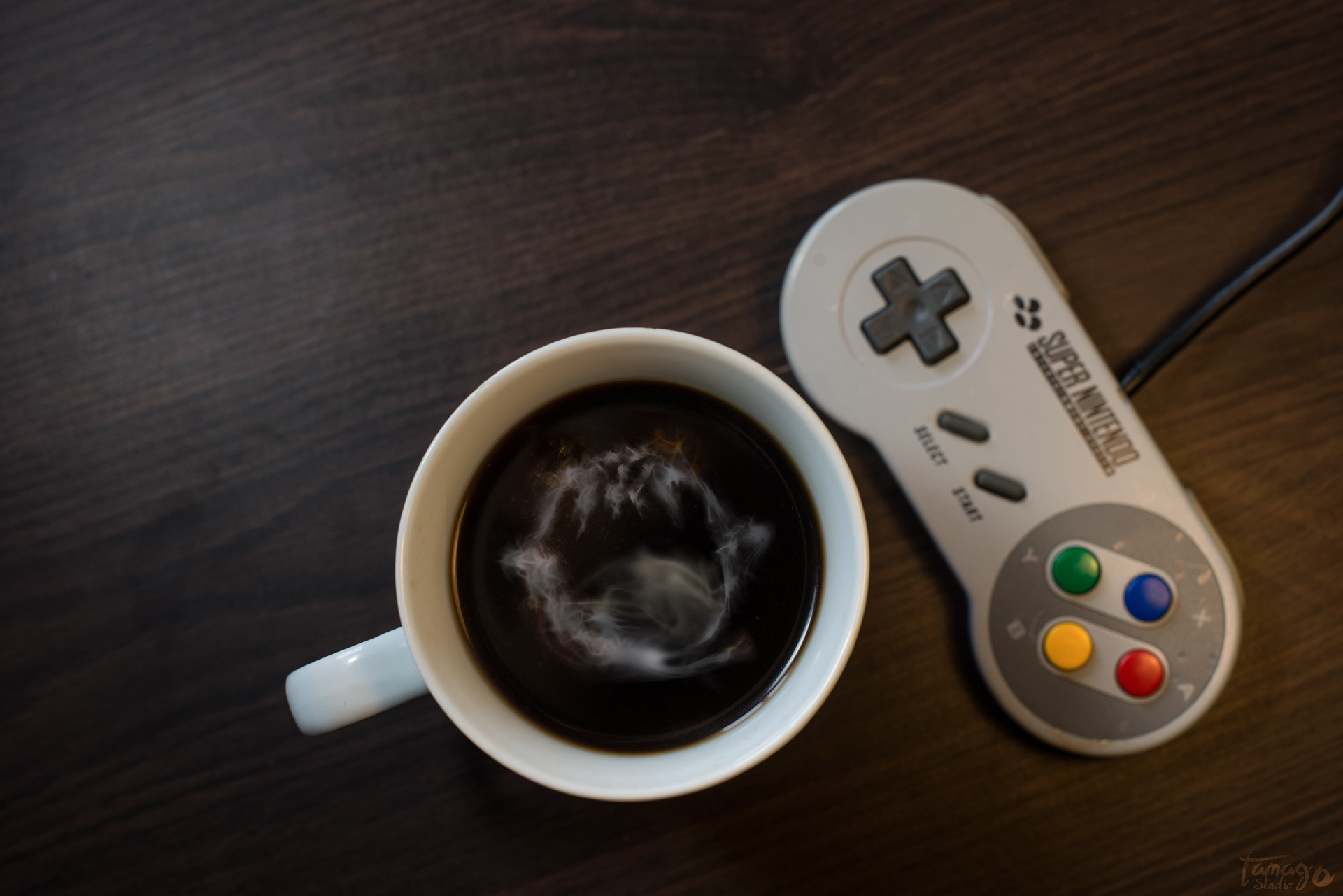 Wallpapers wallpaper coffee a mug super nintendo controller on the desktop