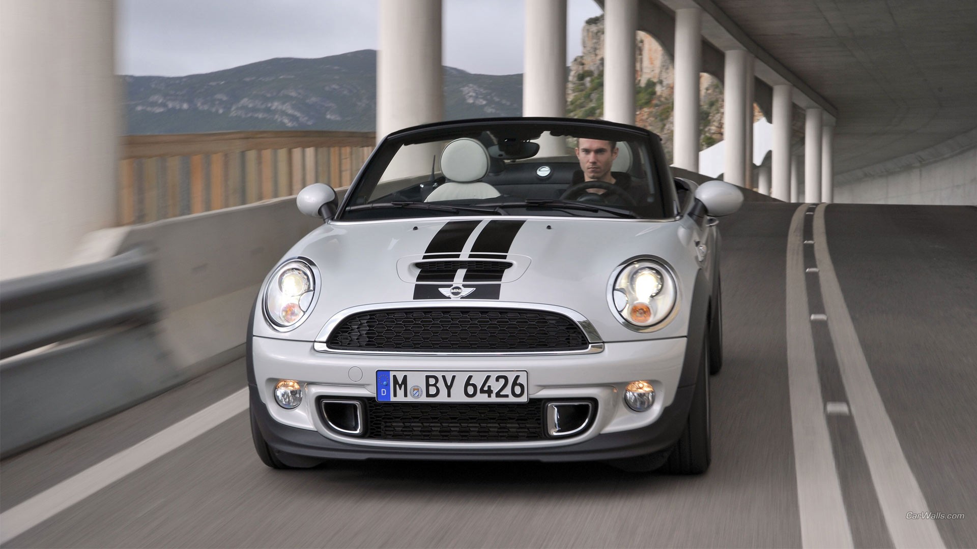 White Black MINI Roadster