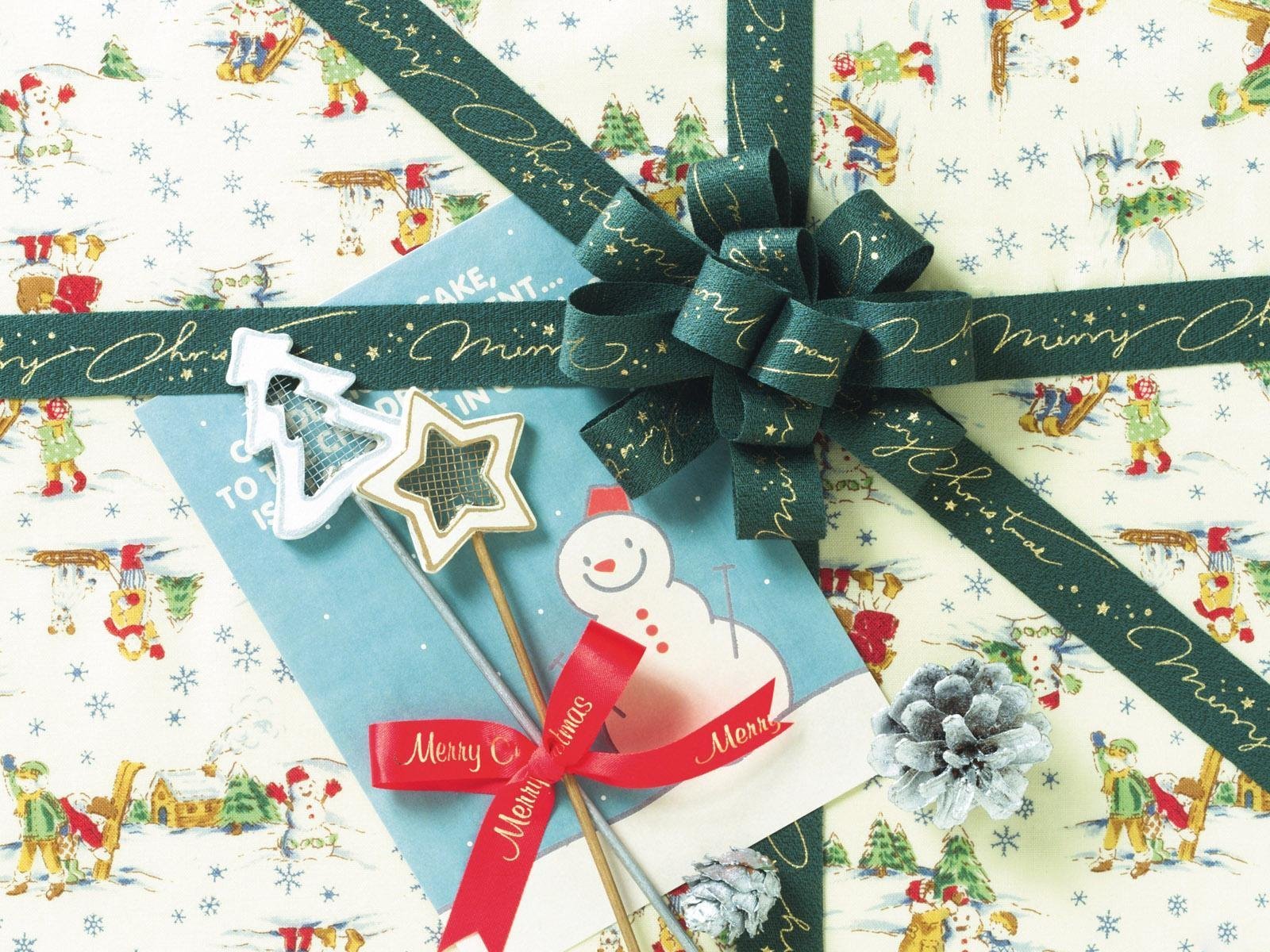 Holiday packaging