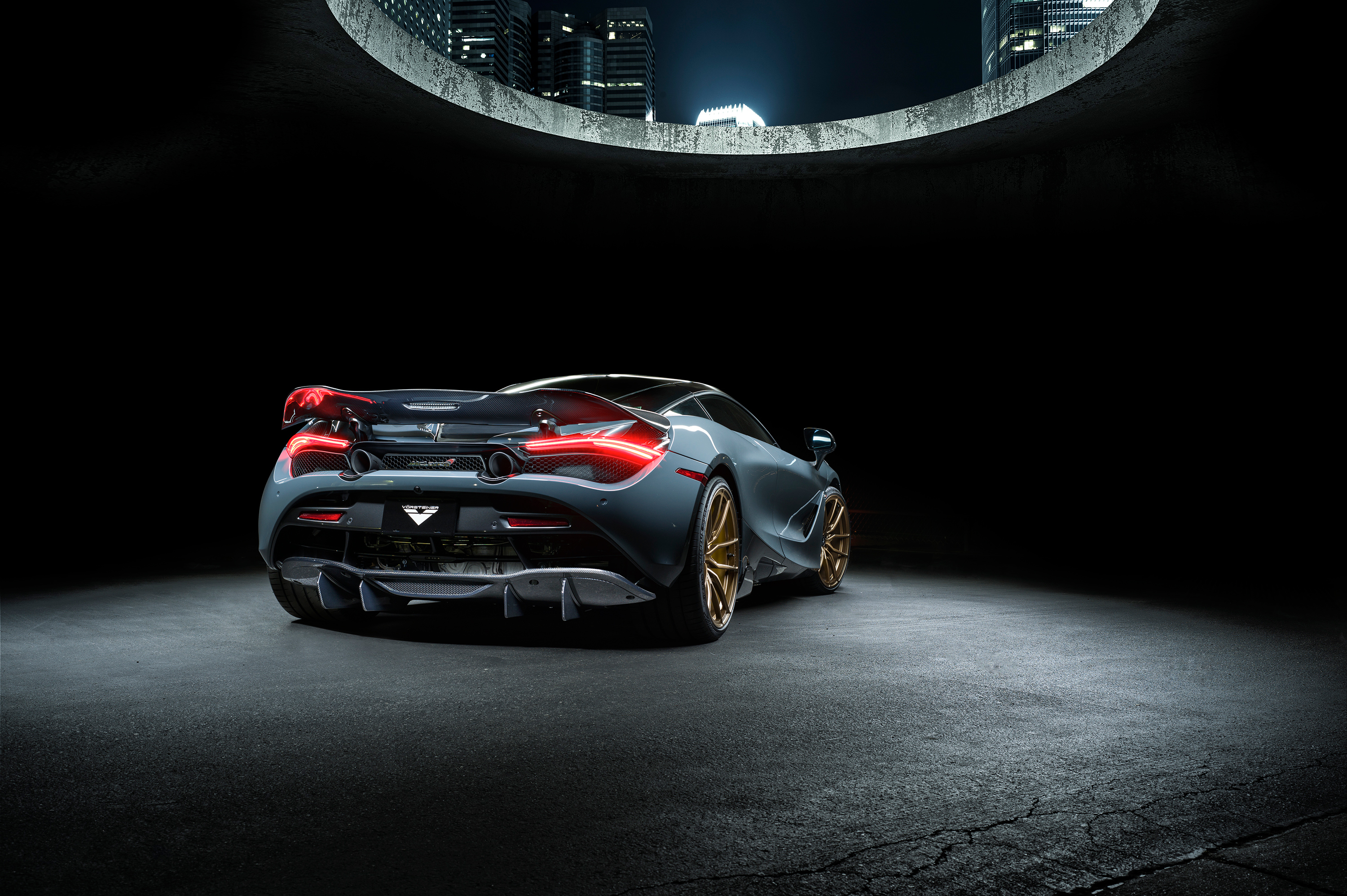 Wallpapers Mclaren 720S Mclaren rear end on the desktop