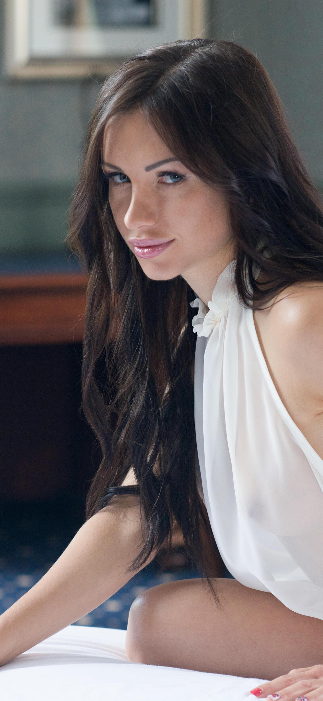 Latviya ayollarining yalangoch fotosuratlari Seksual qoramagiz Sara Young