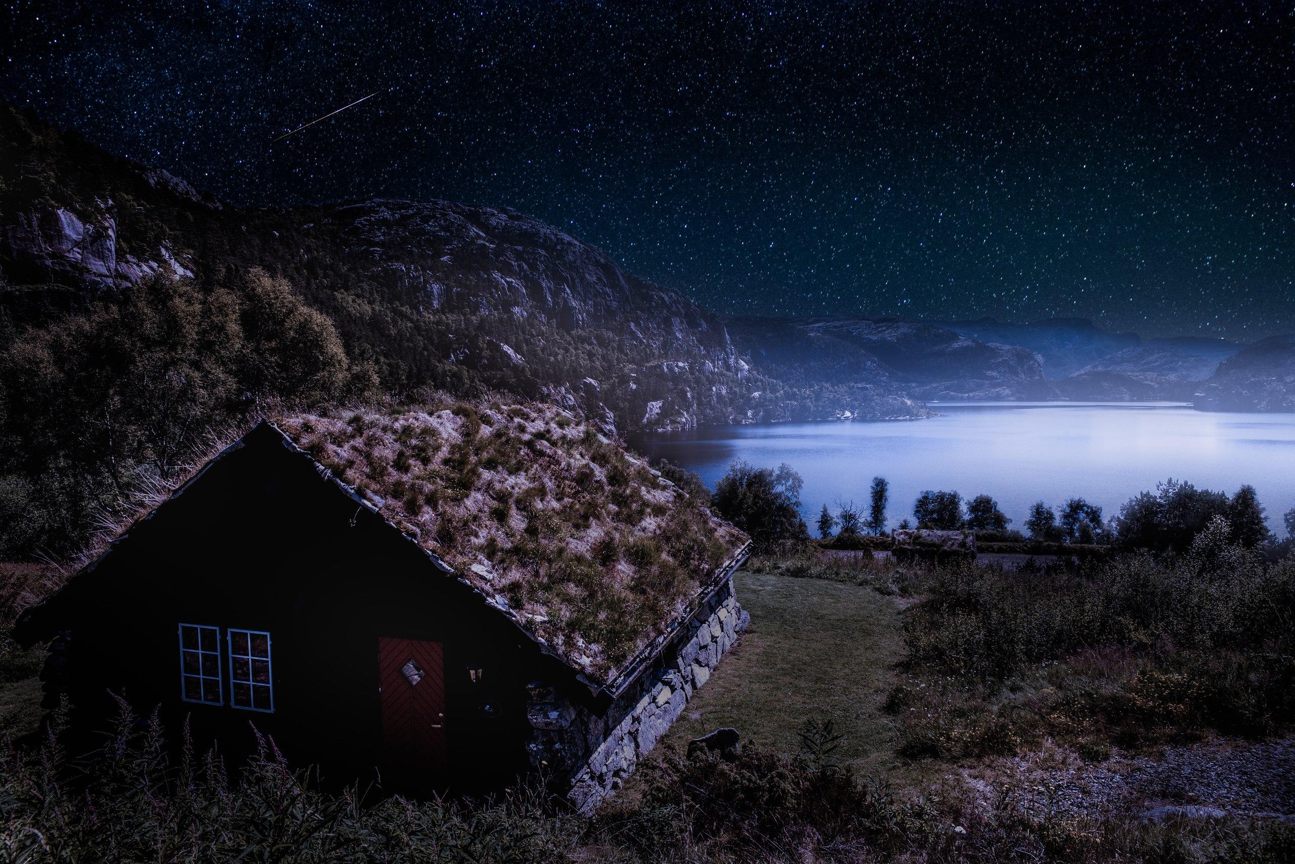 桌面上的壁纸星空 山区 景观