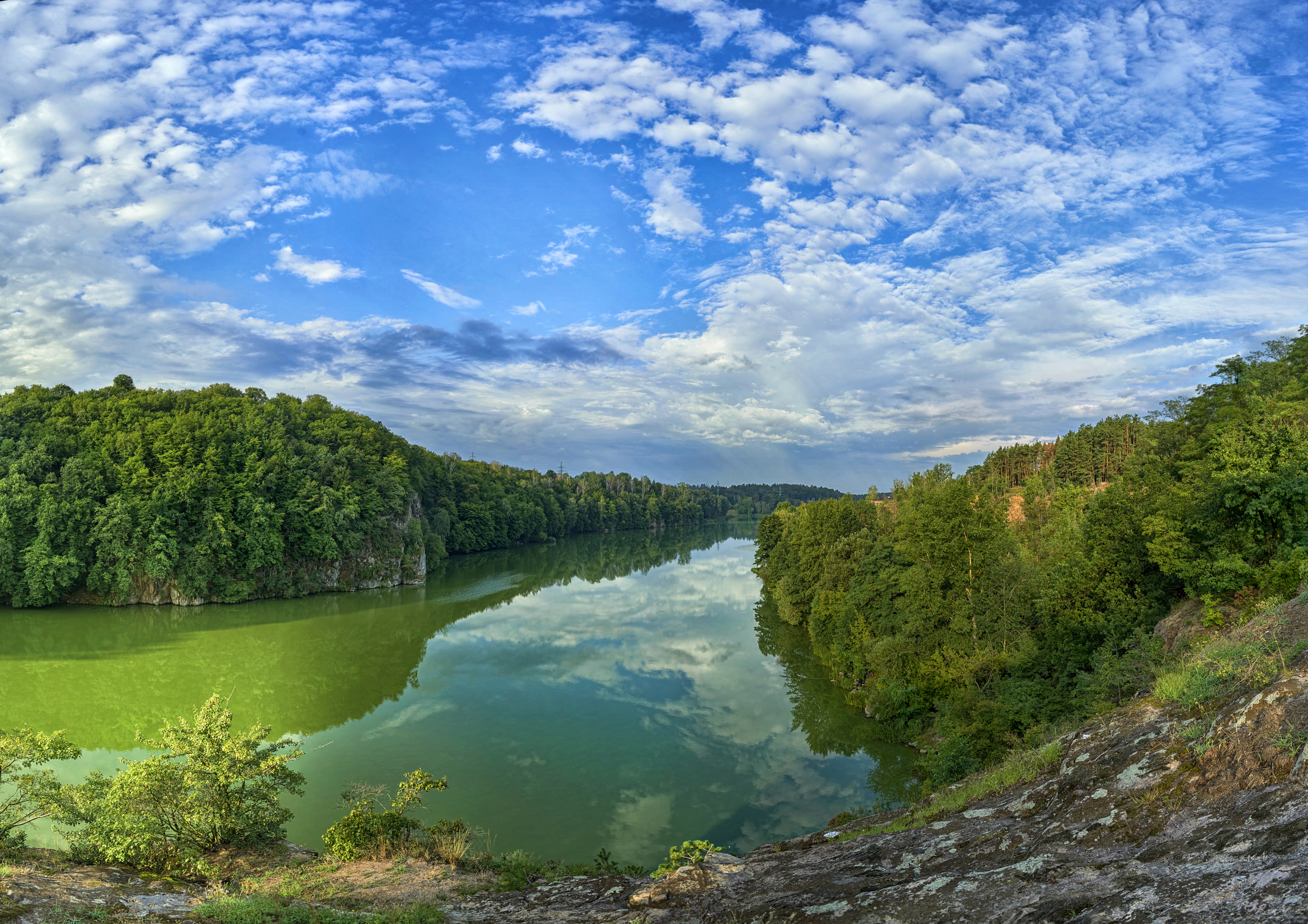 Free photo Green river