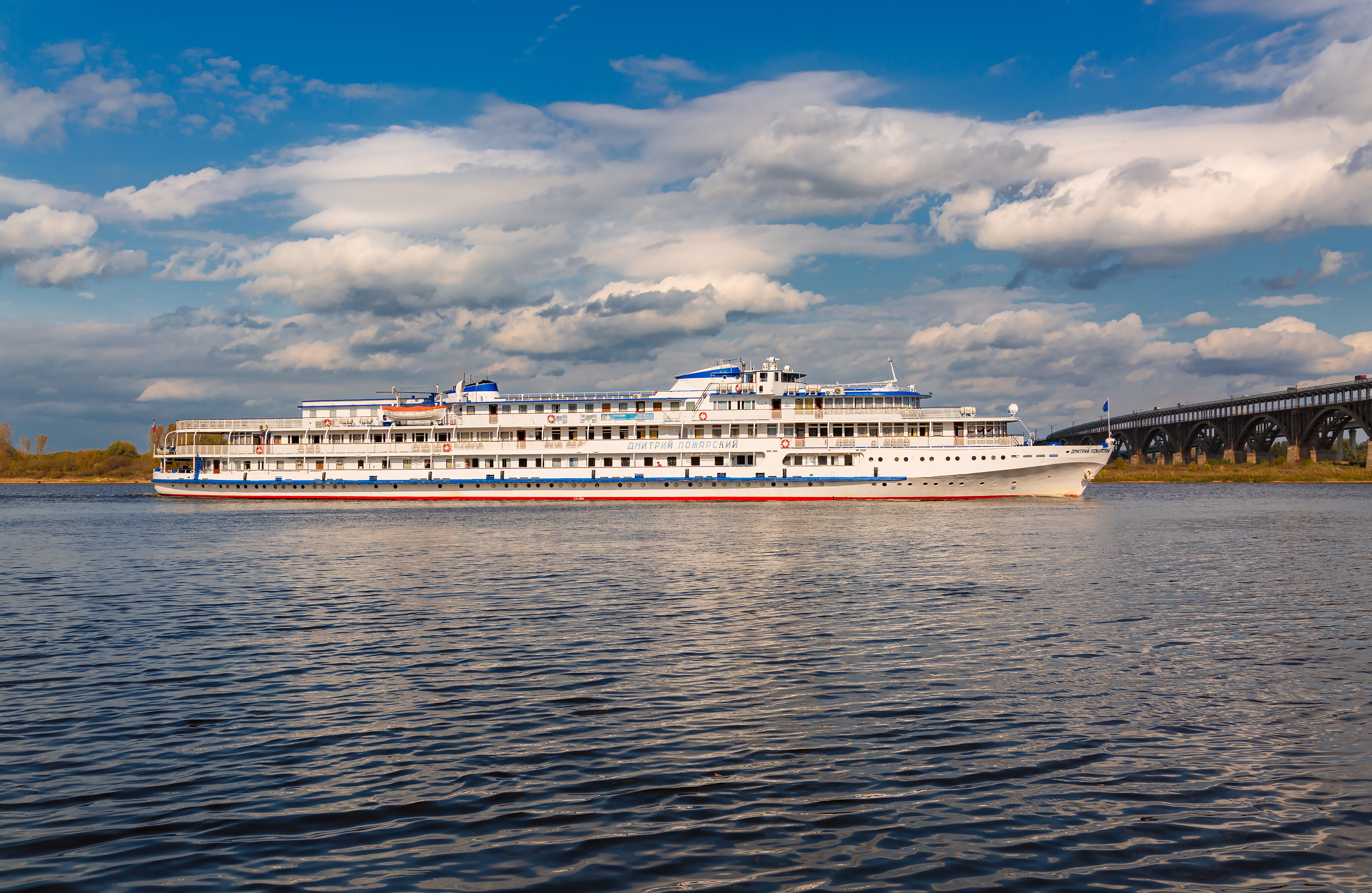 免费照片白色汽船