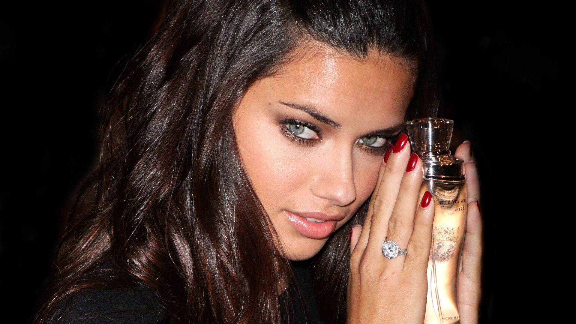 Wallpapers Adriana Lima girl bottle on the desktop