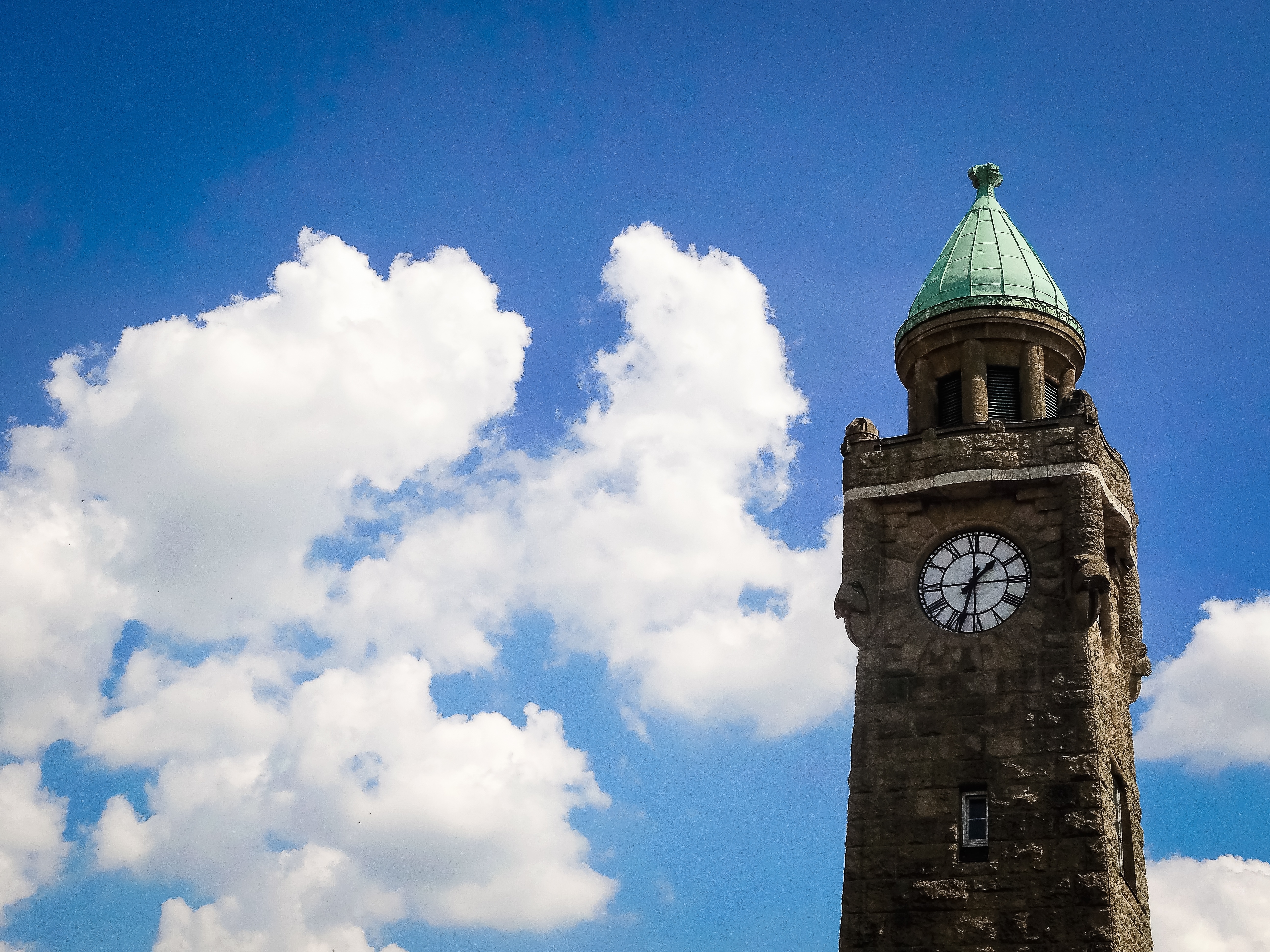 Wallpapers Hamburg Elbe clock tower on the desktop