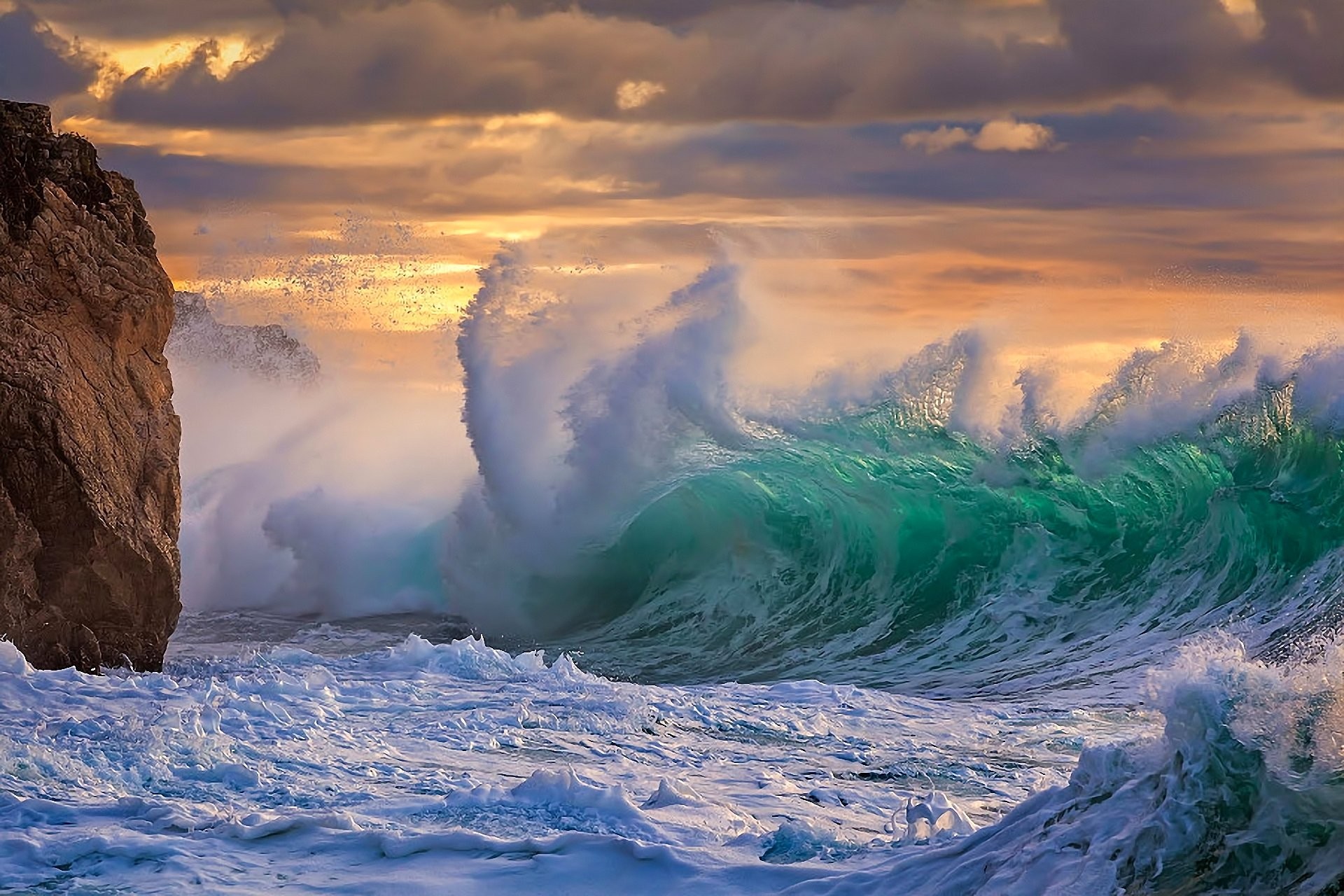 Бесплатное фото Бушующий океан