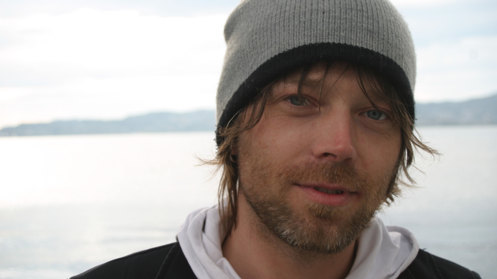 免费照片戴帽子的家伙