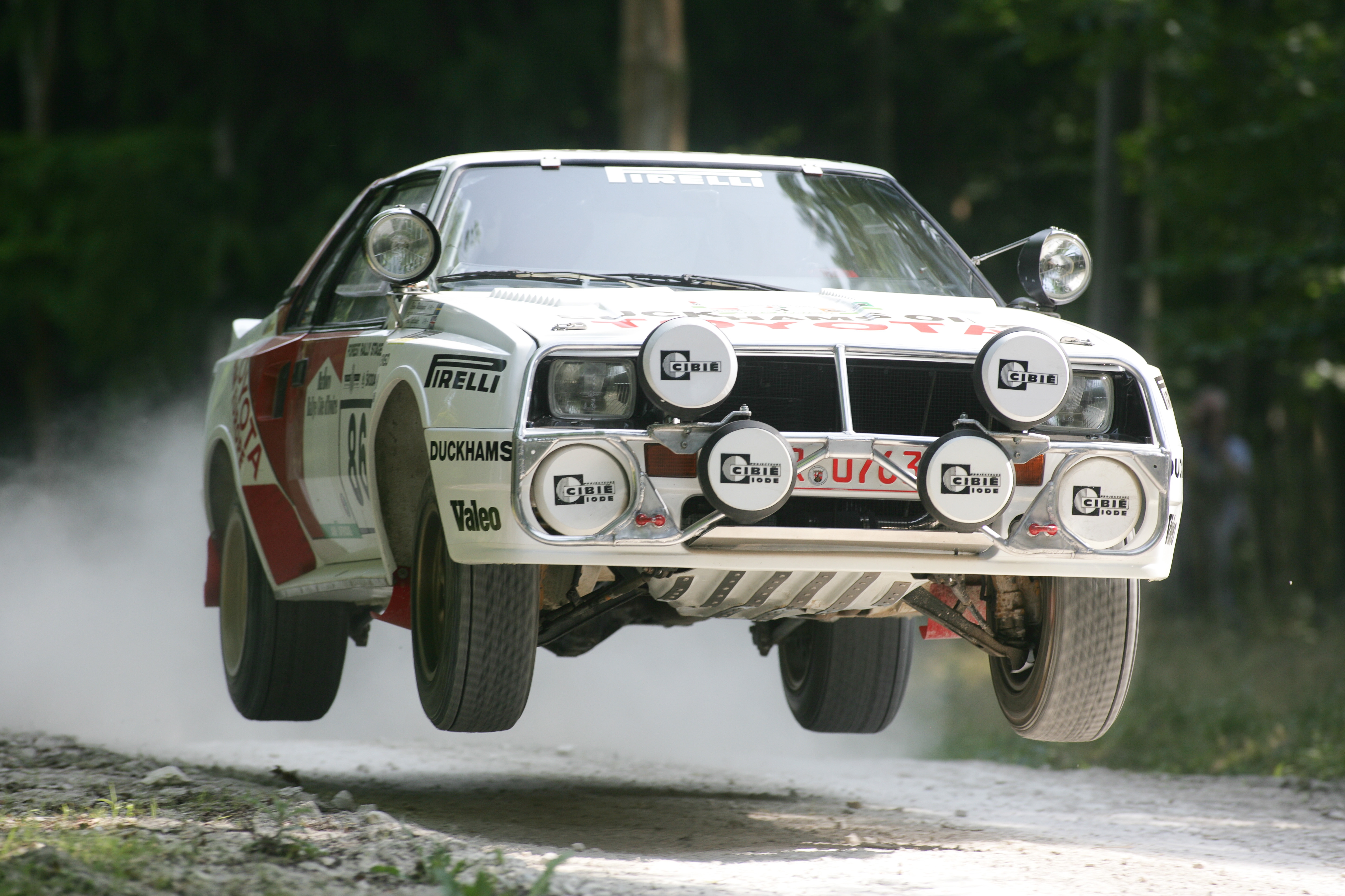 Wallpapers wallpaper rally racing cars jump on the desktop