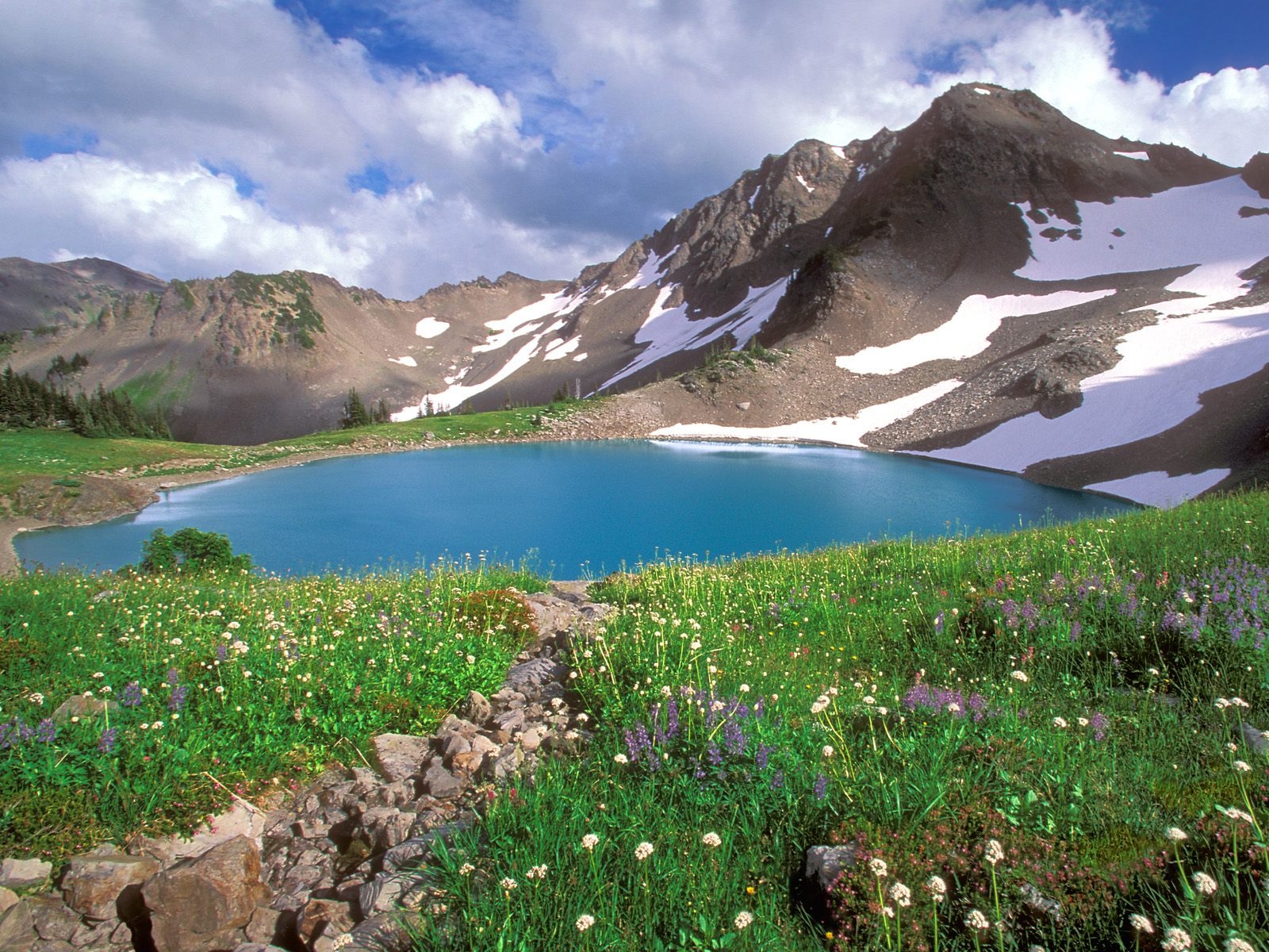 Wallpapers lake mountains alpes on the desktop