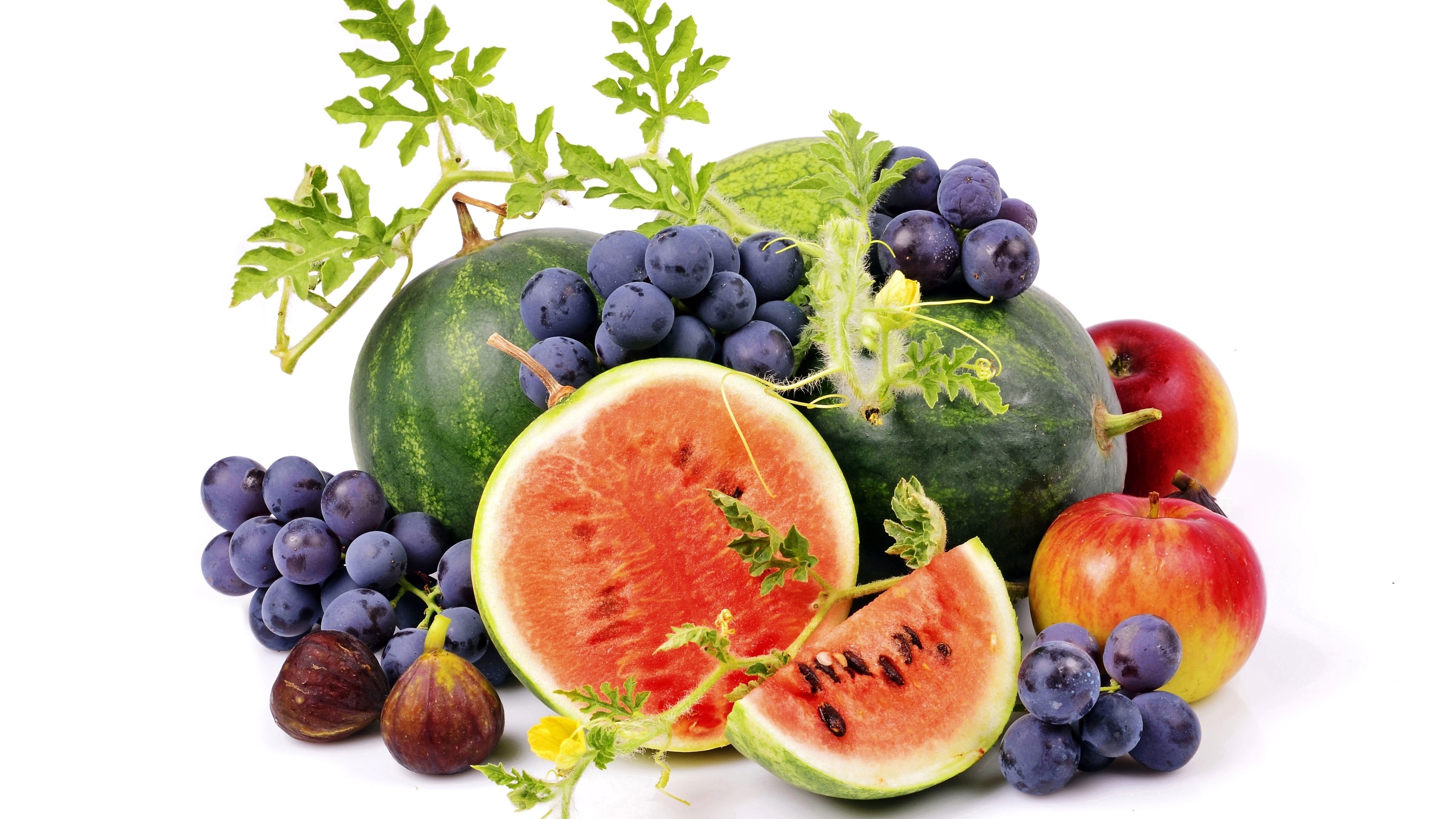 Free photo Set of fruits and berries on a white background of grapes with watermelon and apples