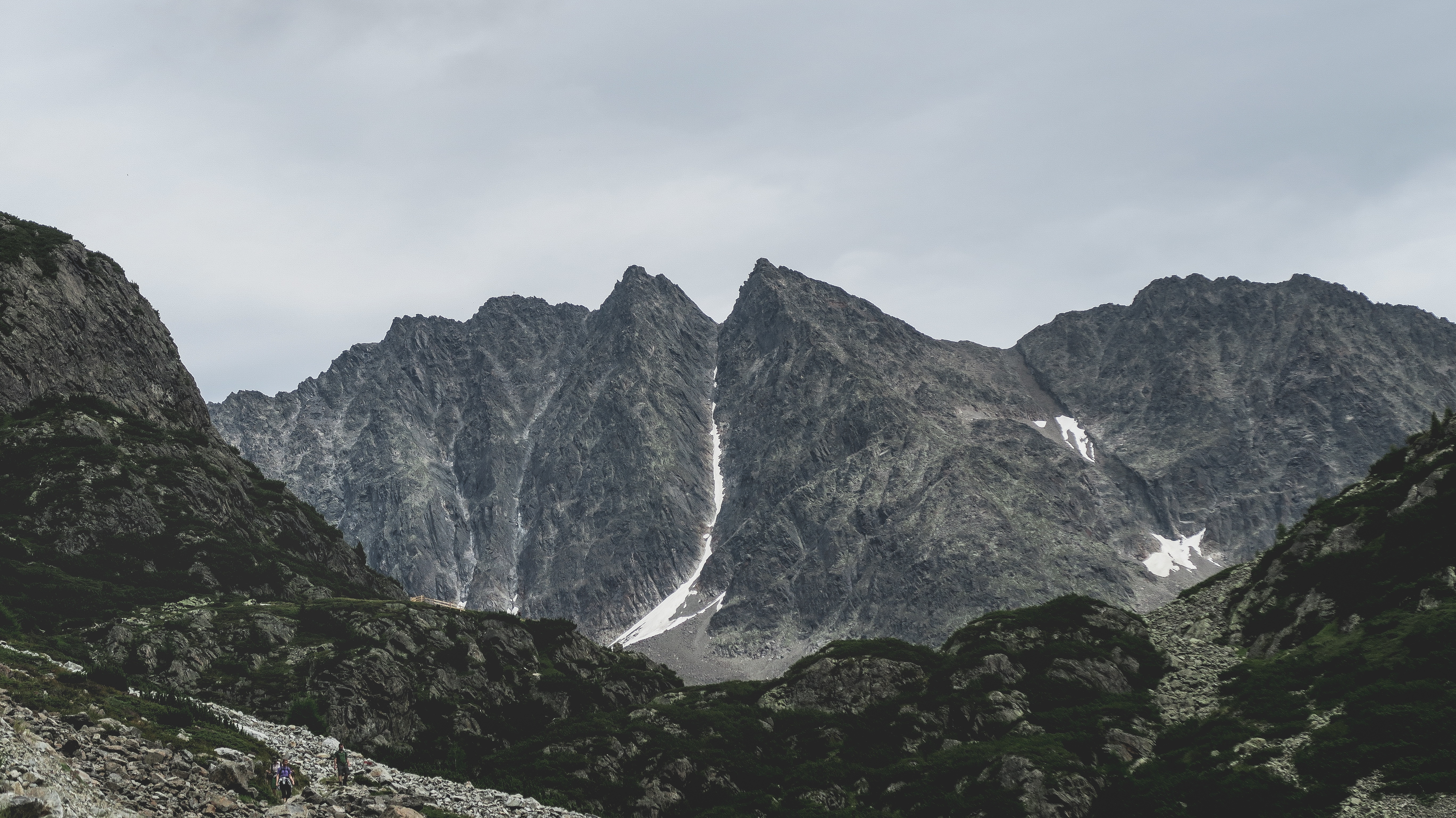 Wallpapers rock mountains cloud on the desktop