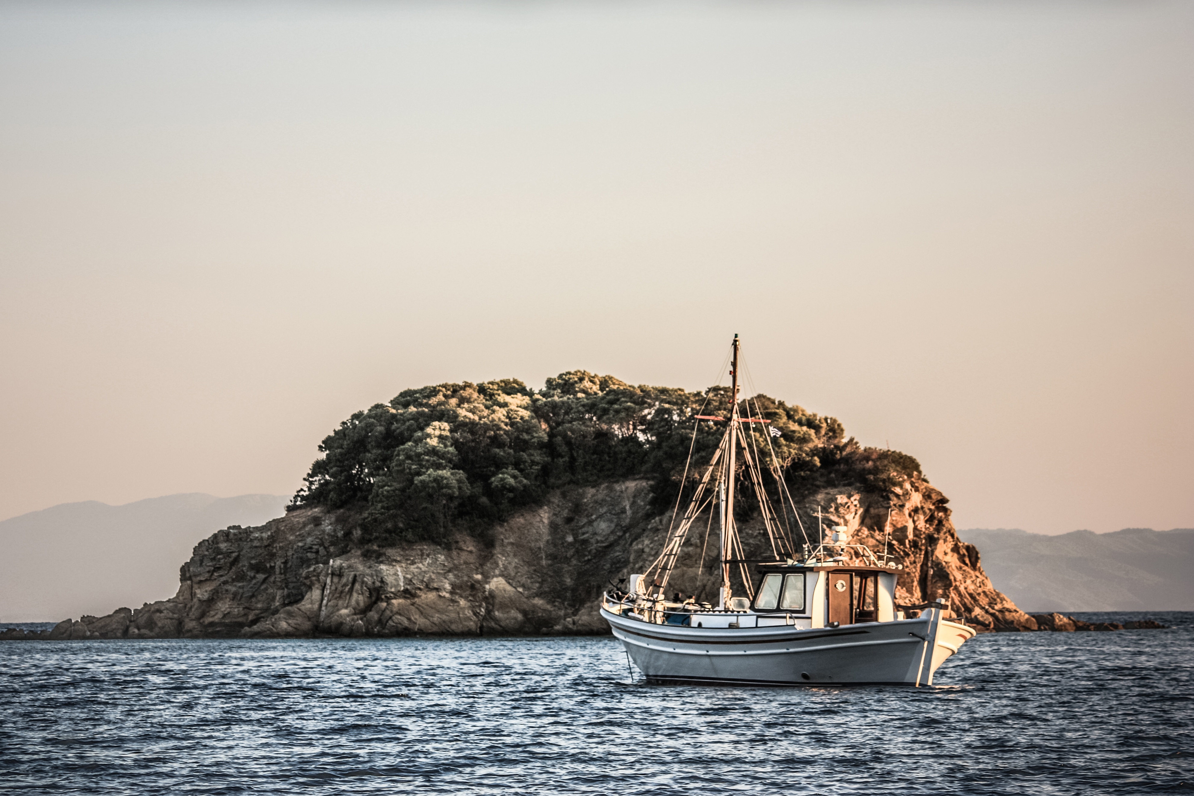 Free photo A fishing boat on the water