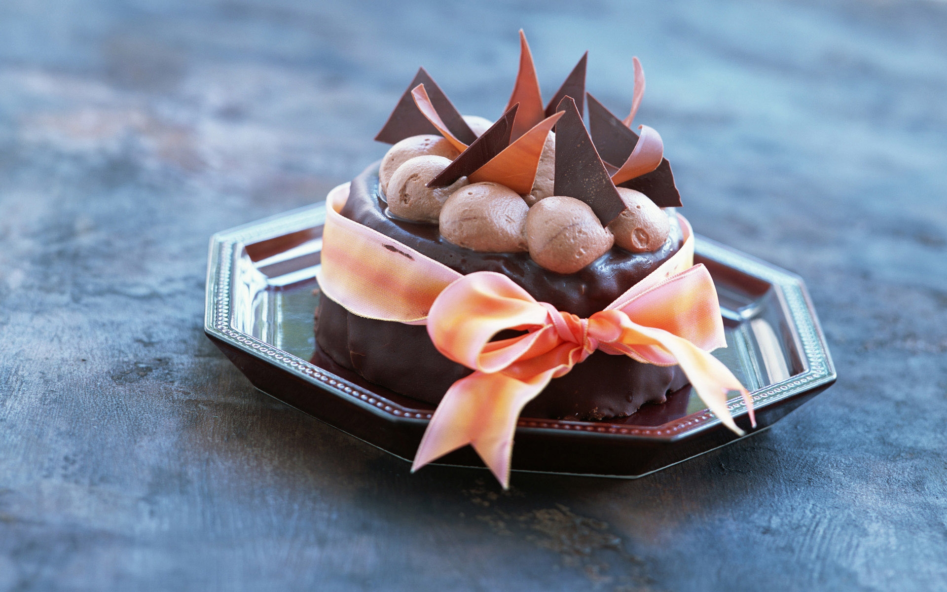 桌面上的壁纸蛋糕 巧克力 葱头