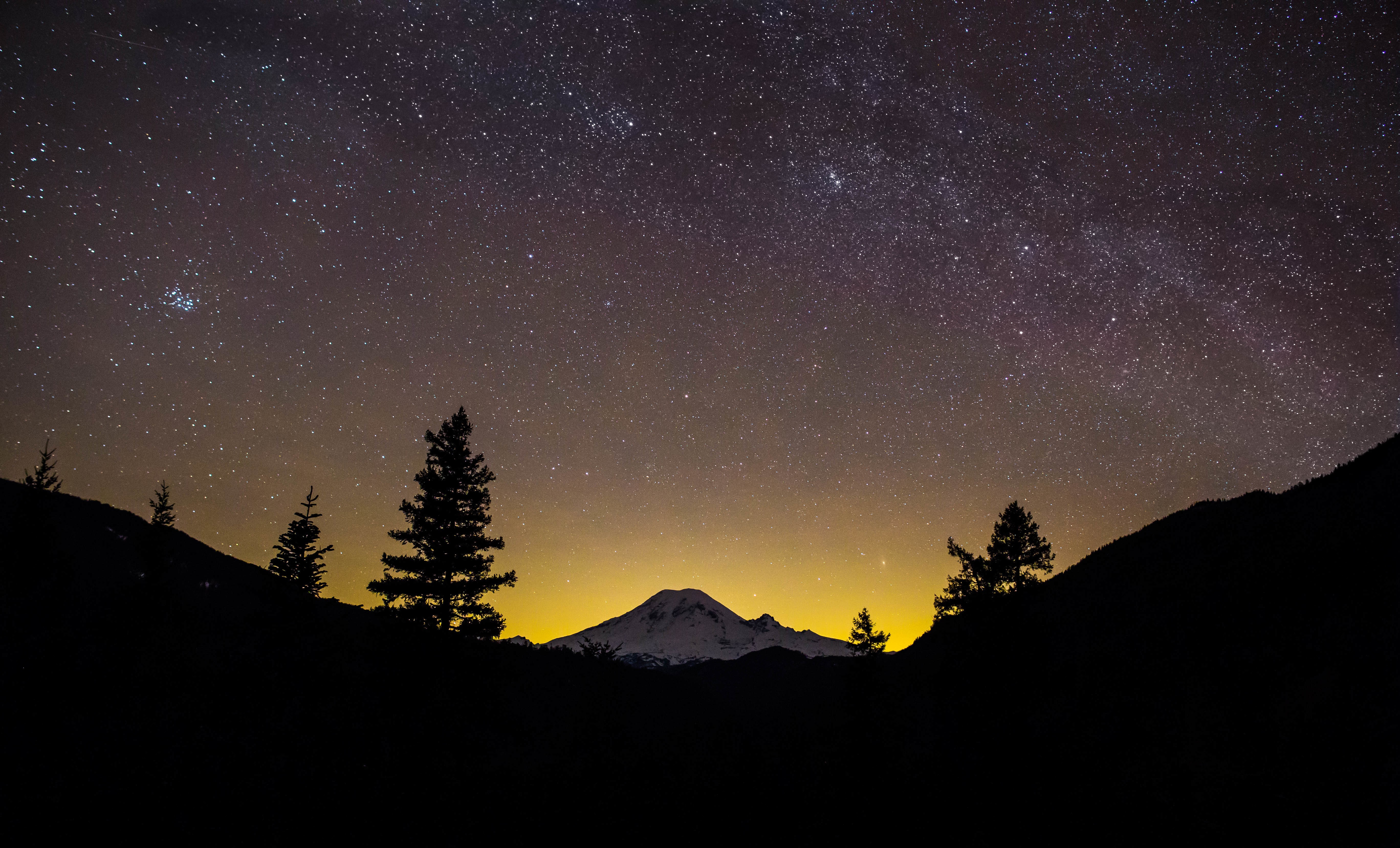 Силуэт в свете звезд