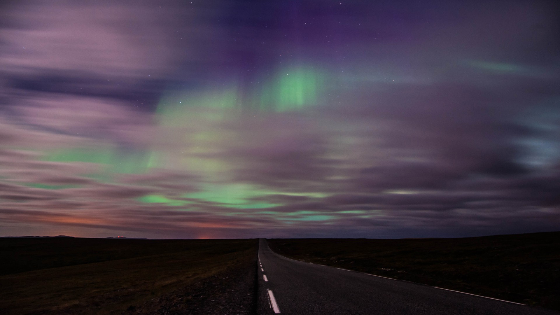 桌面上的壁纸景观 晚上 天空